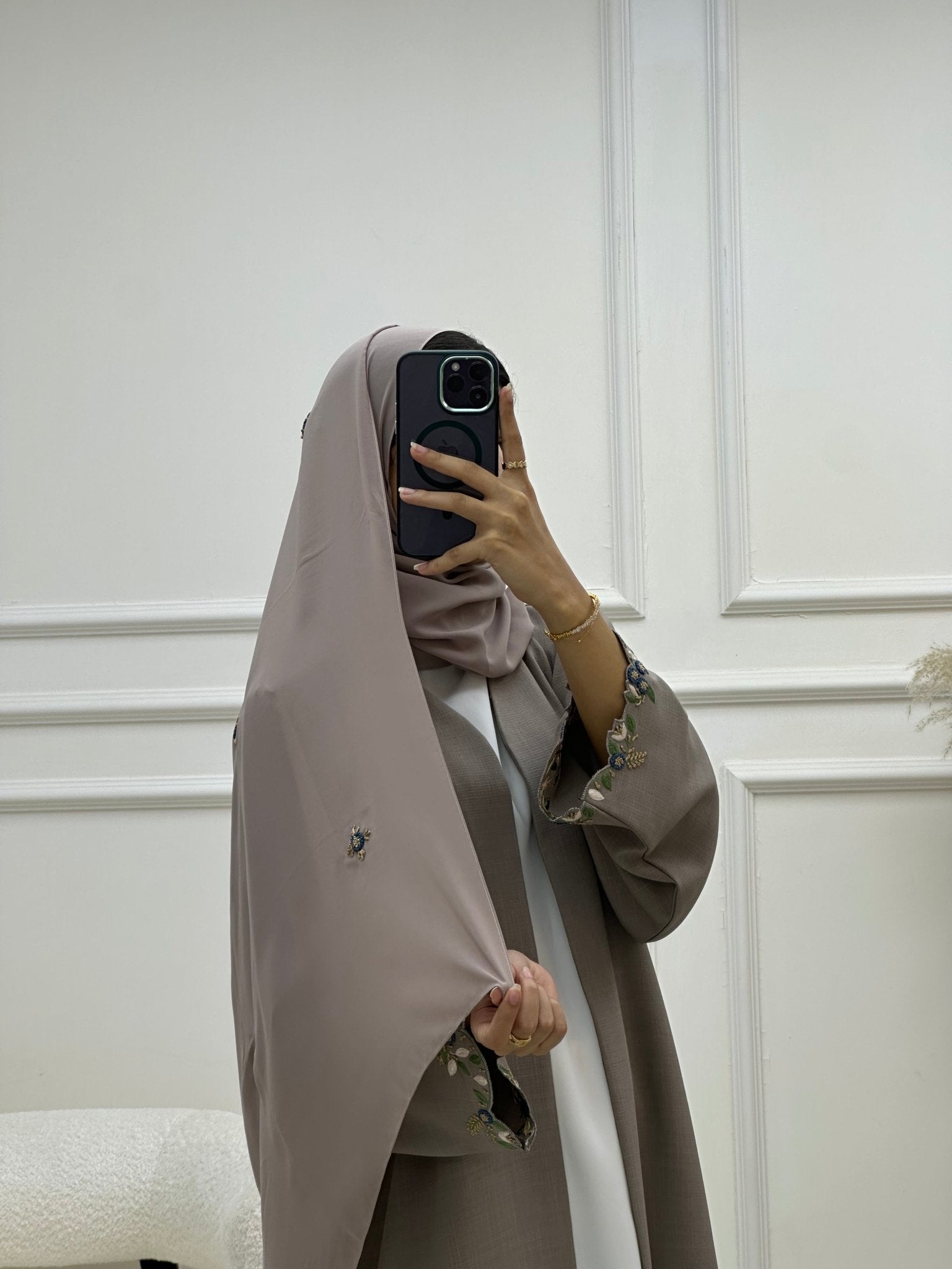 C RTW 0620 Embroidered Beige Abaya
