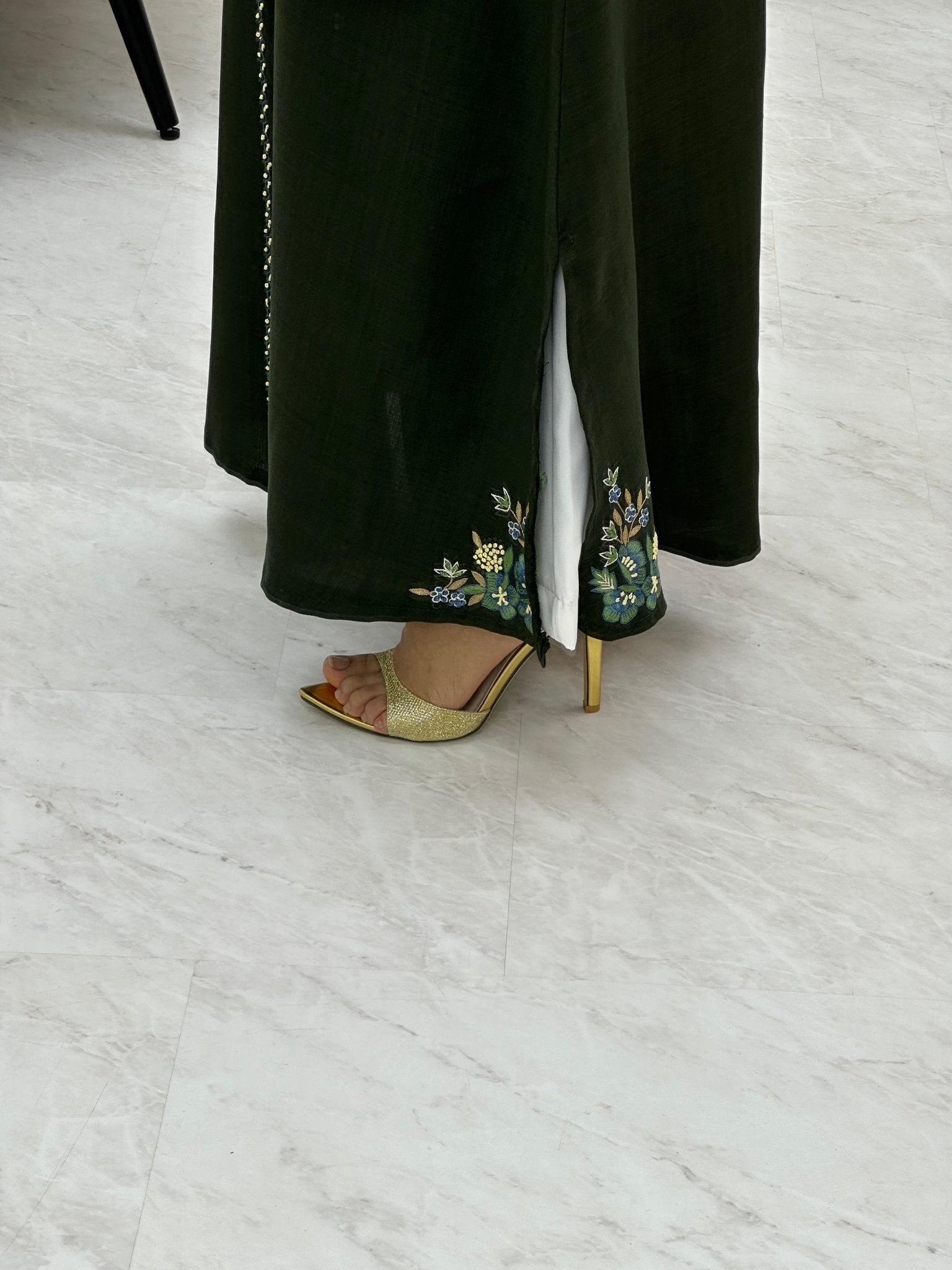 C RTW 0621 Embroidered Green Abaya
