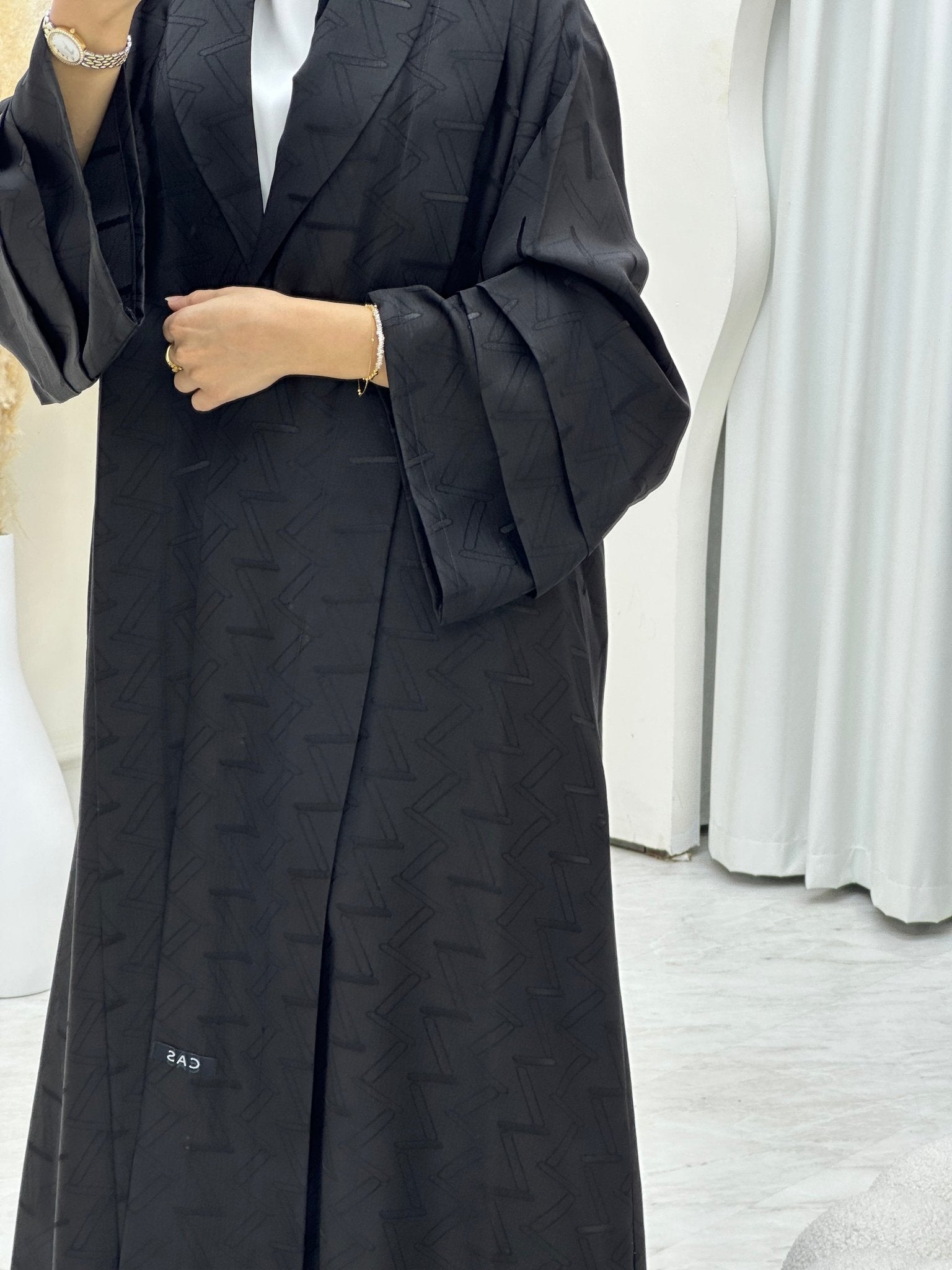 C RTW 0640 Black Abaya