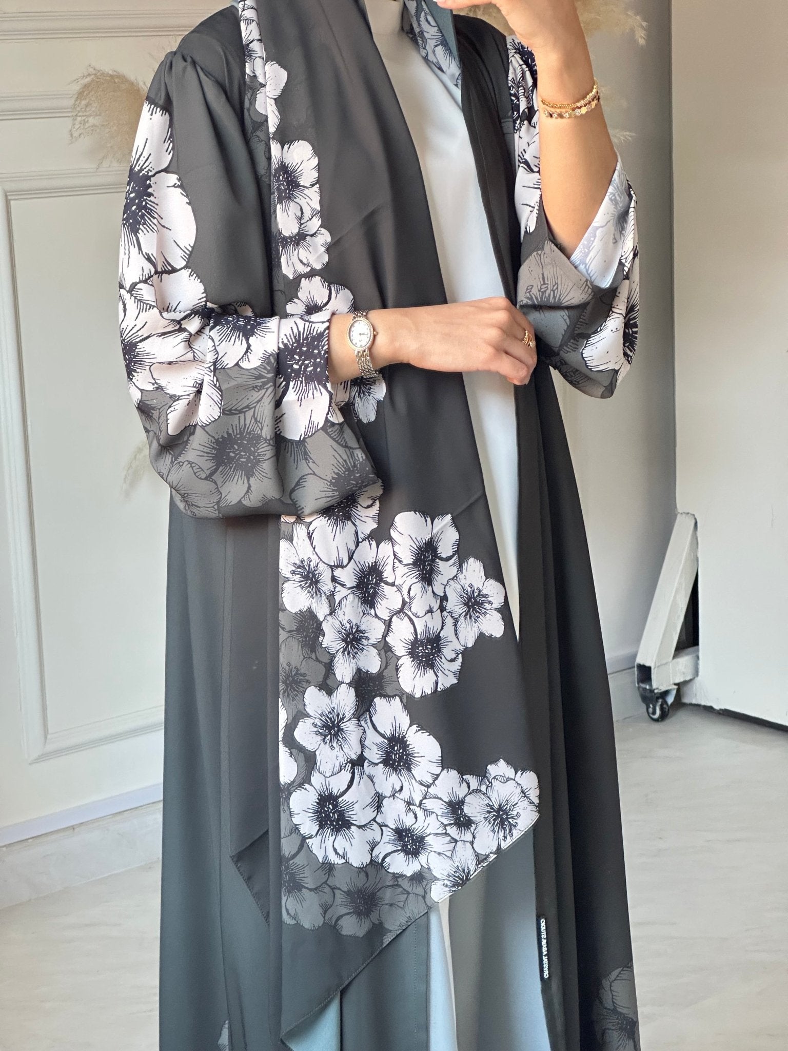 C RTW 0667 Olive Floral Printed Abaya