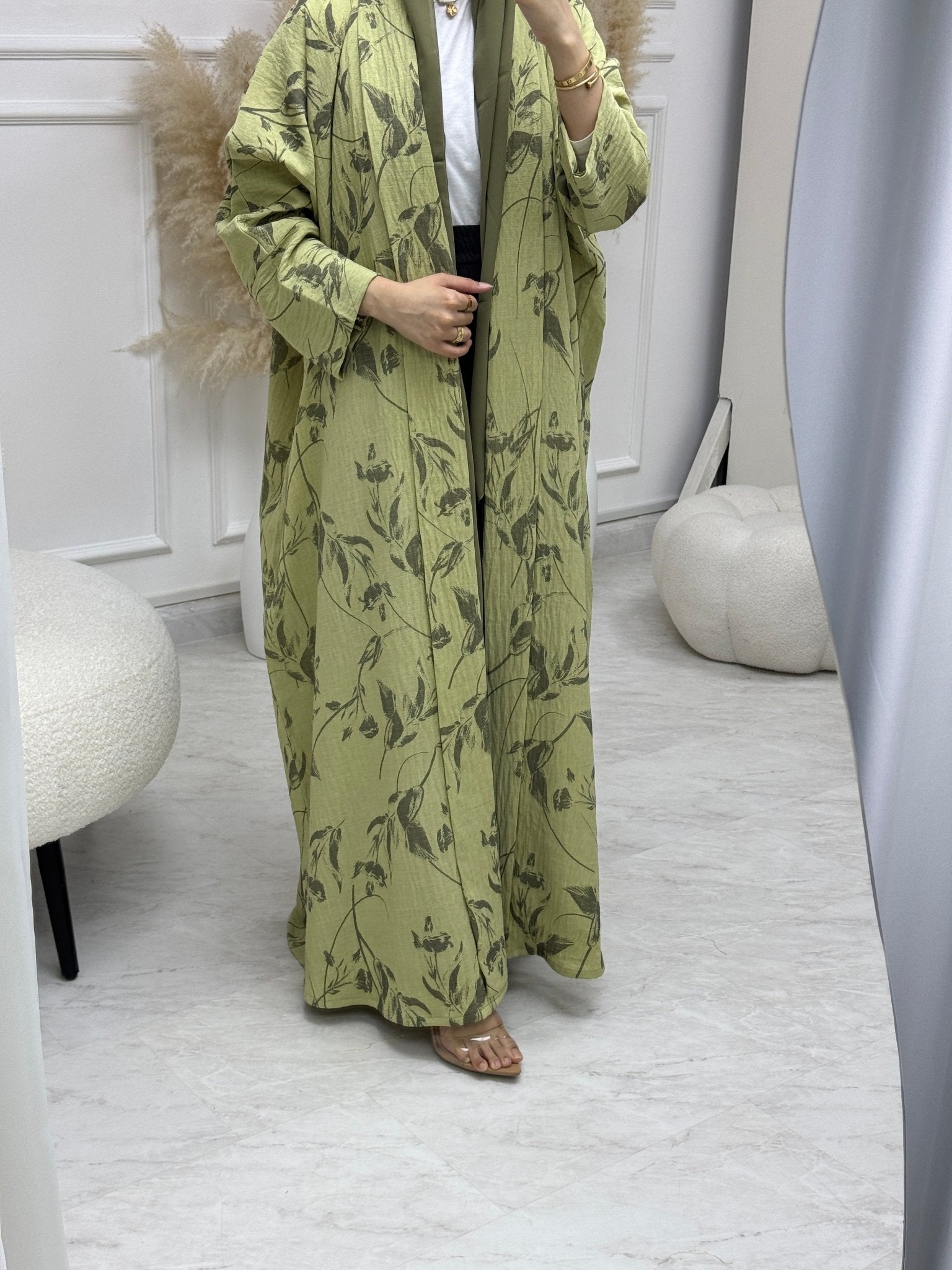 C RTW 0987 - 01 Light Green Eid Abaya