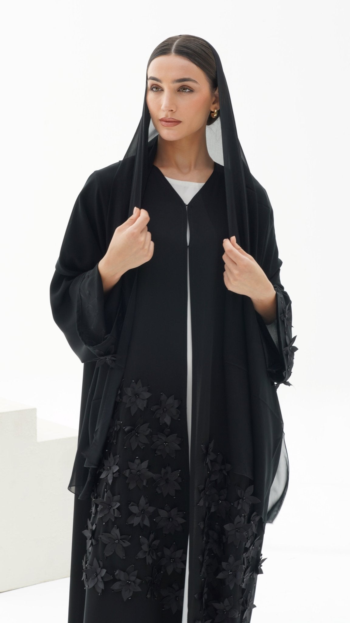 C RTW 1117 Black Abaya