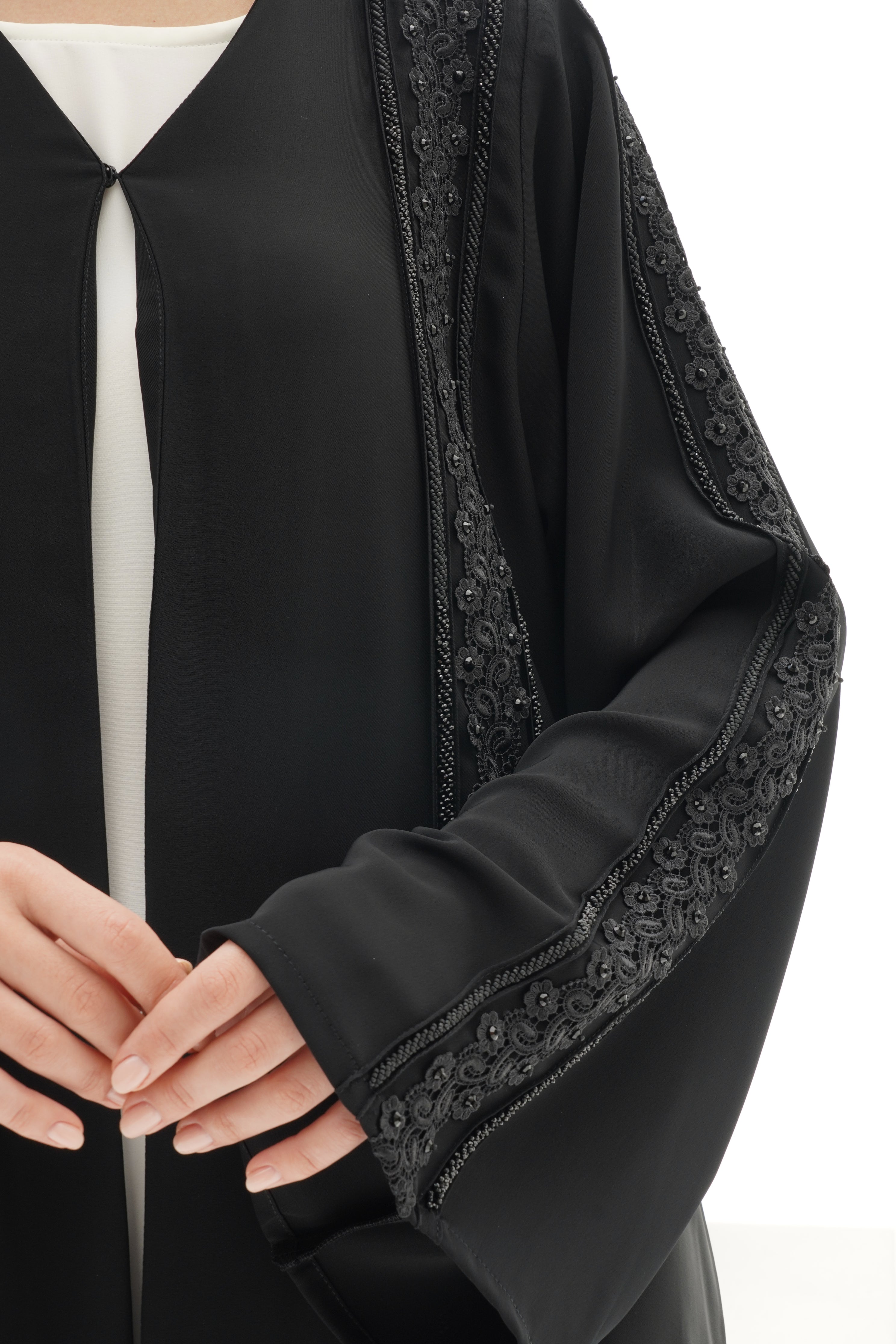 C RTW 1126 Black Abaya