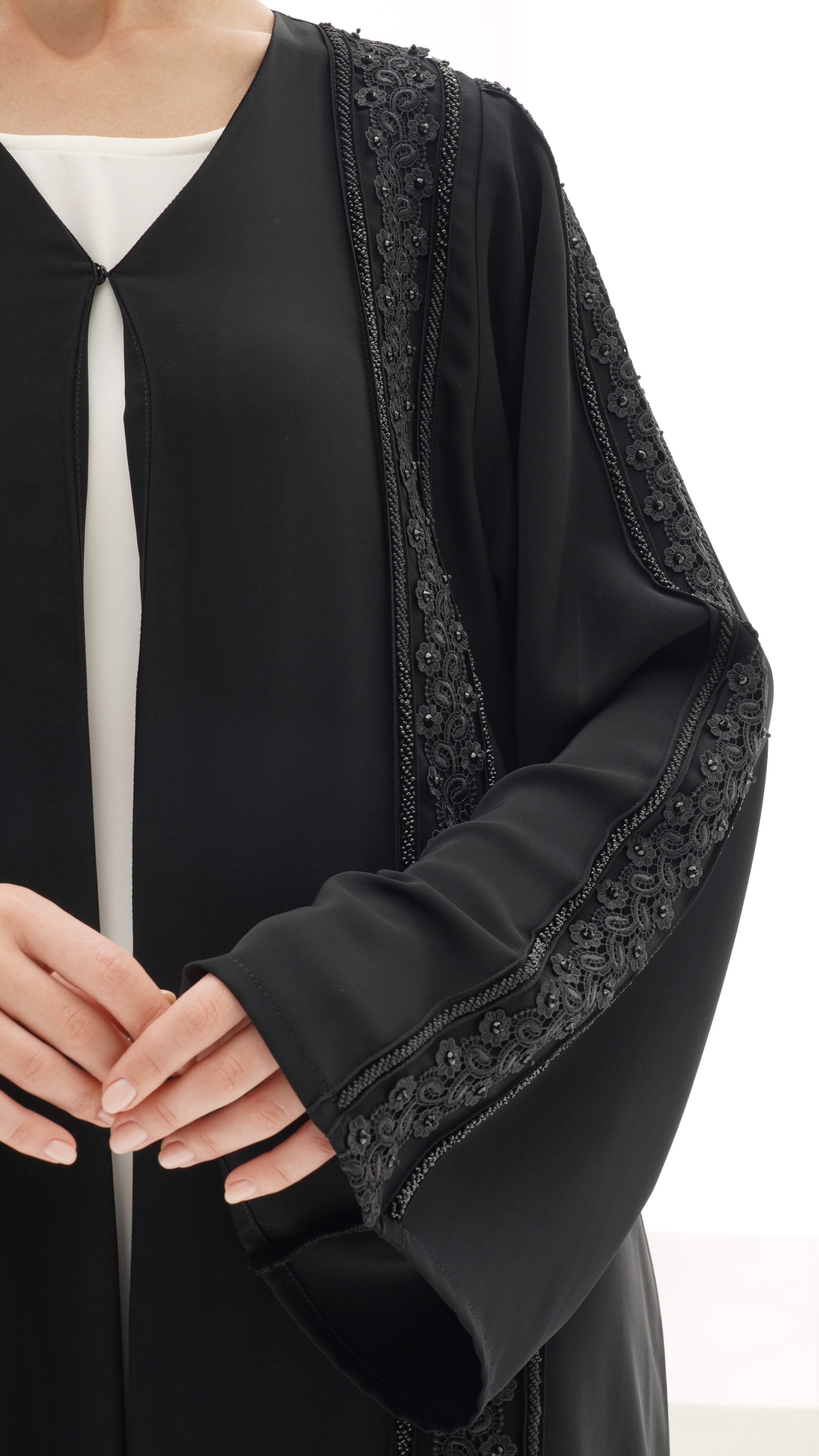 C RTW 1126 Black Abaya