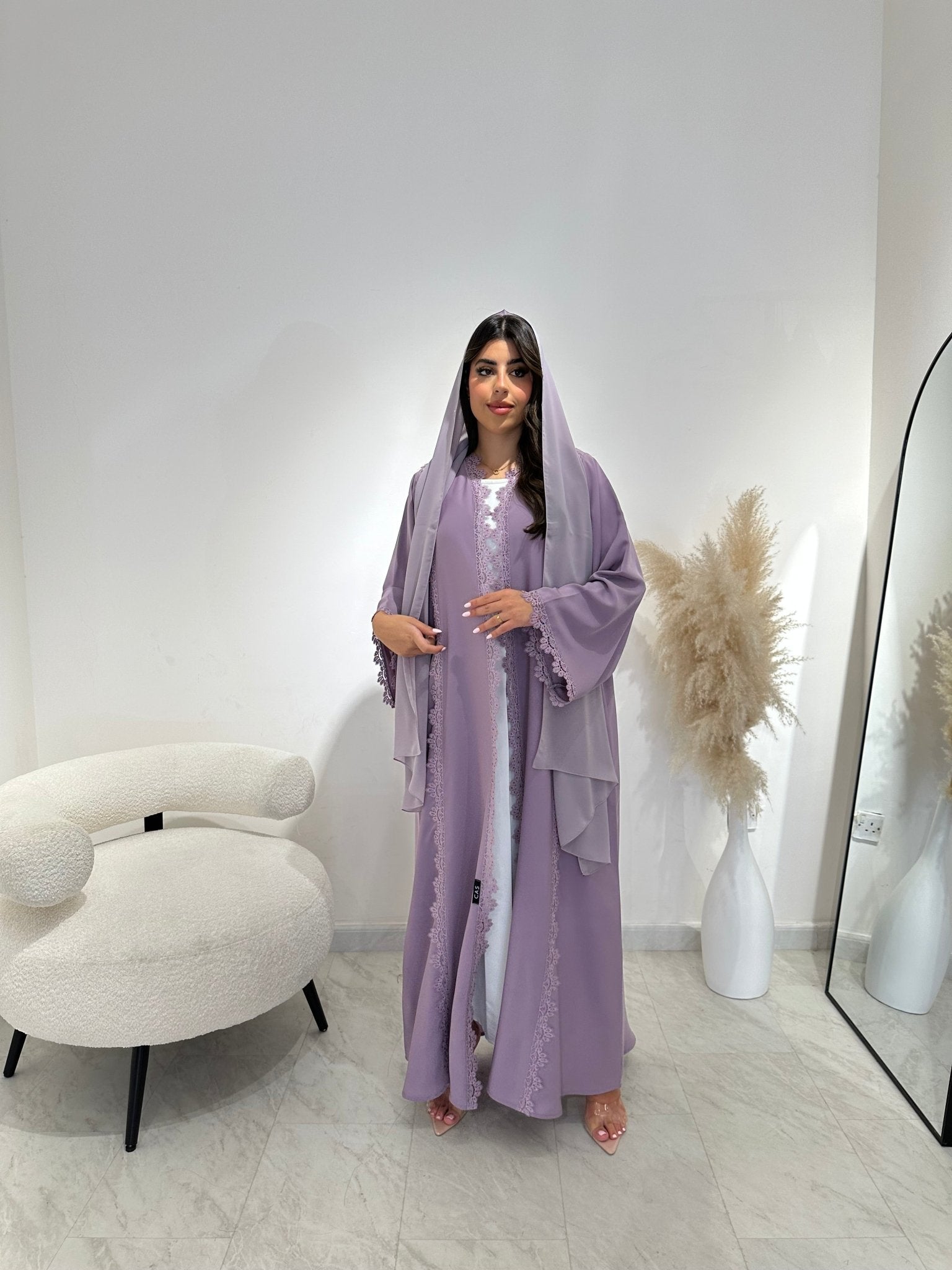 C RTW 1405 Mauve Floral Lace Abaya