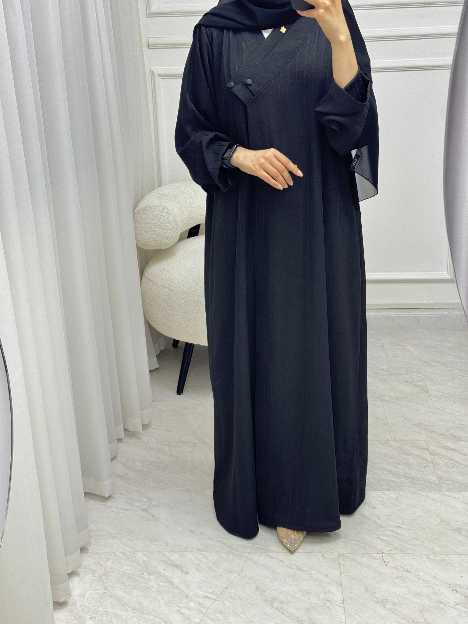 C RTW 1521 Black work Abaya
