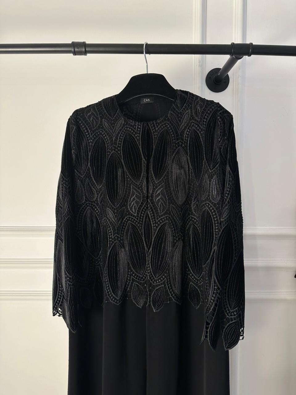 C RTW 1892 Black Velvet Dantel Abaya