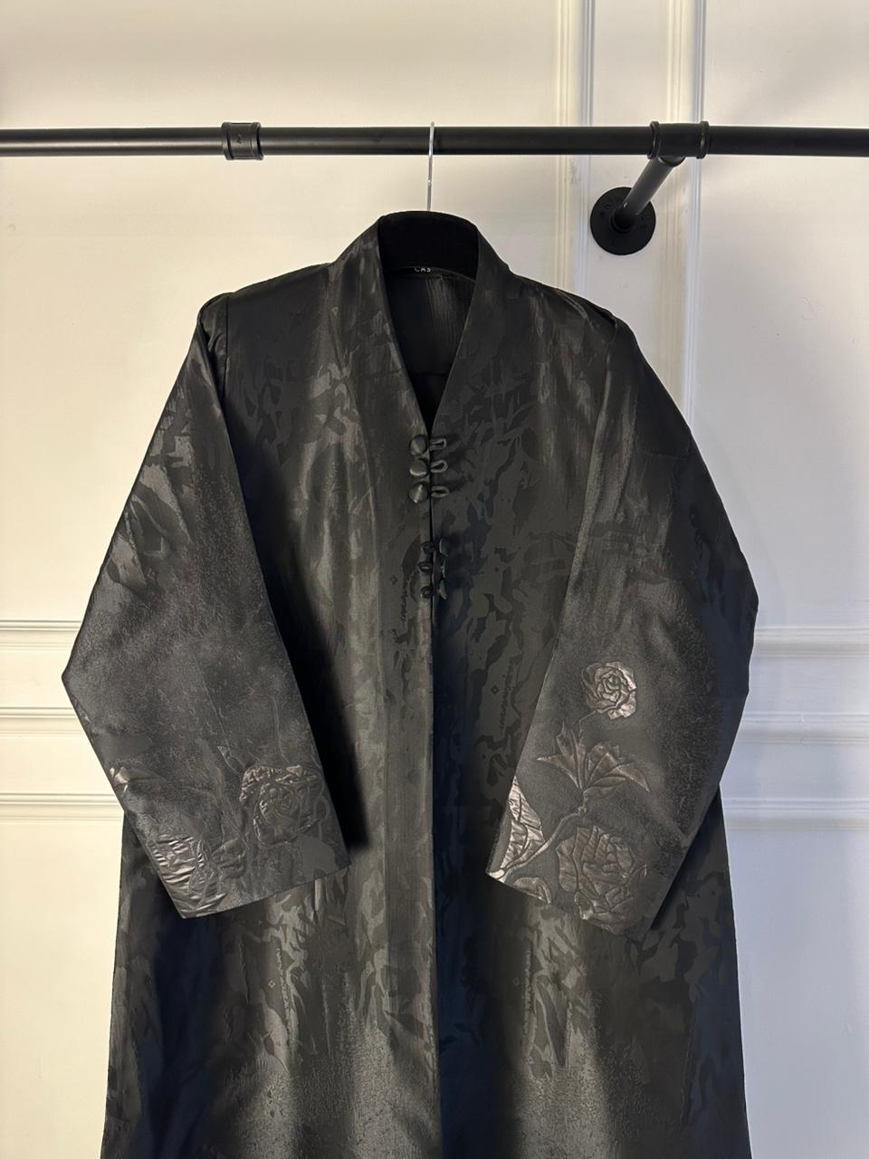 C RTW 1977-04 Black Floral Abaya
