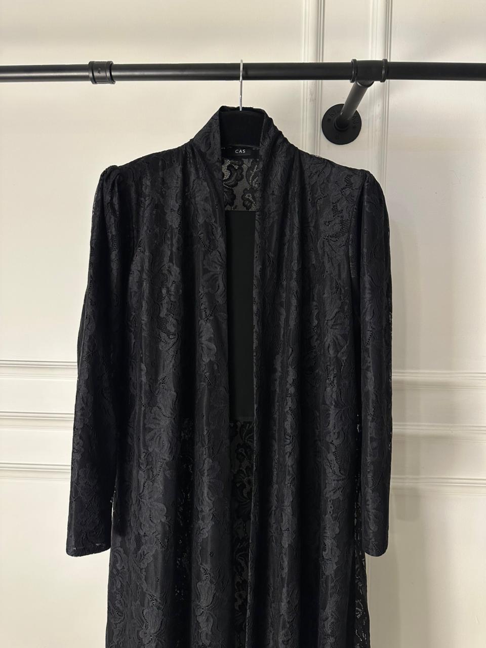 C RTW 1983 Black Dantel Abaya