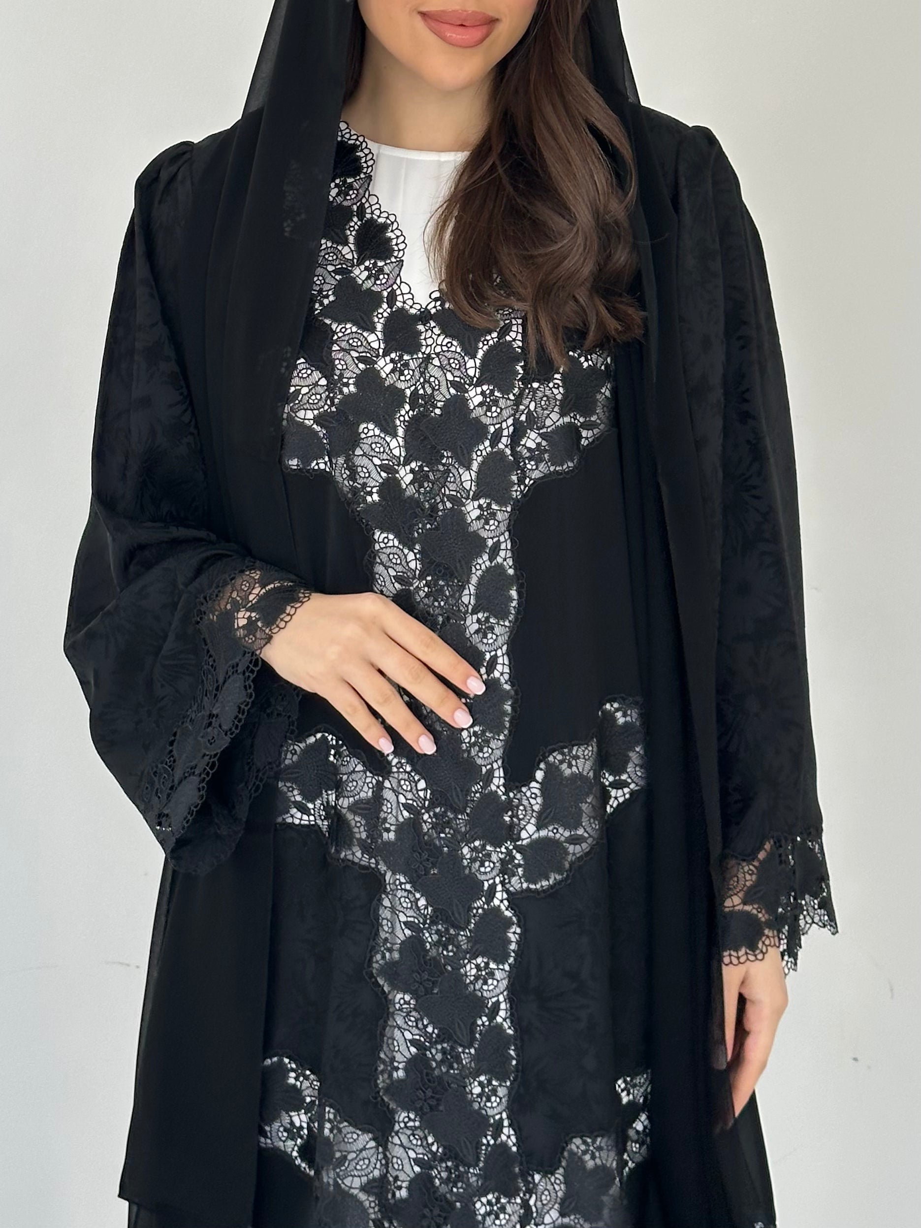 C RTW 2287 Black Lace Abaya