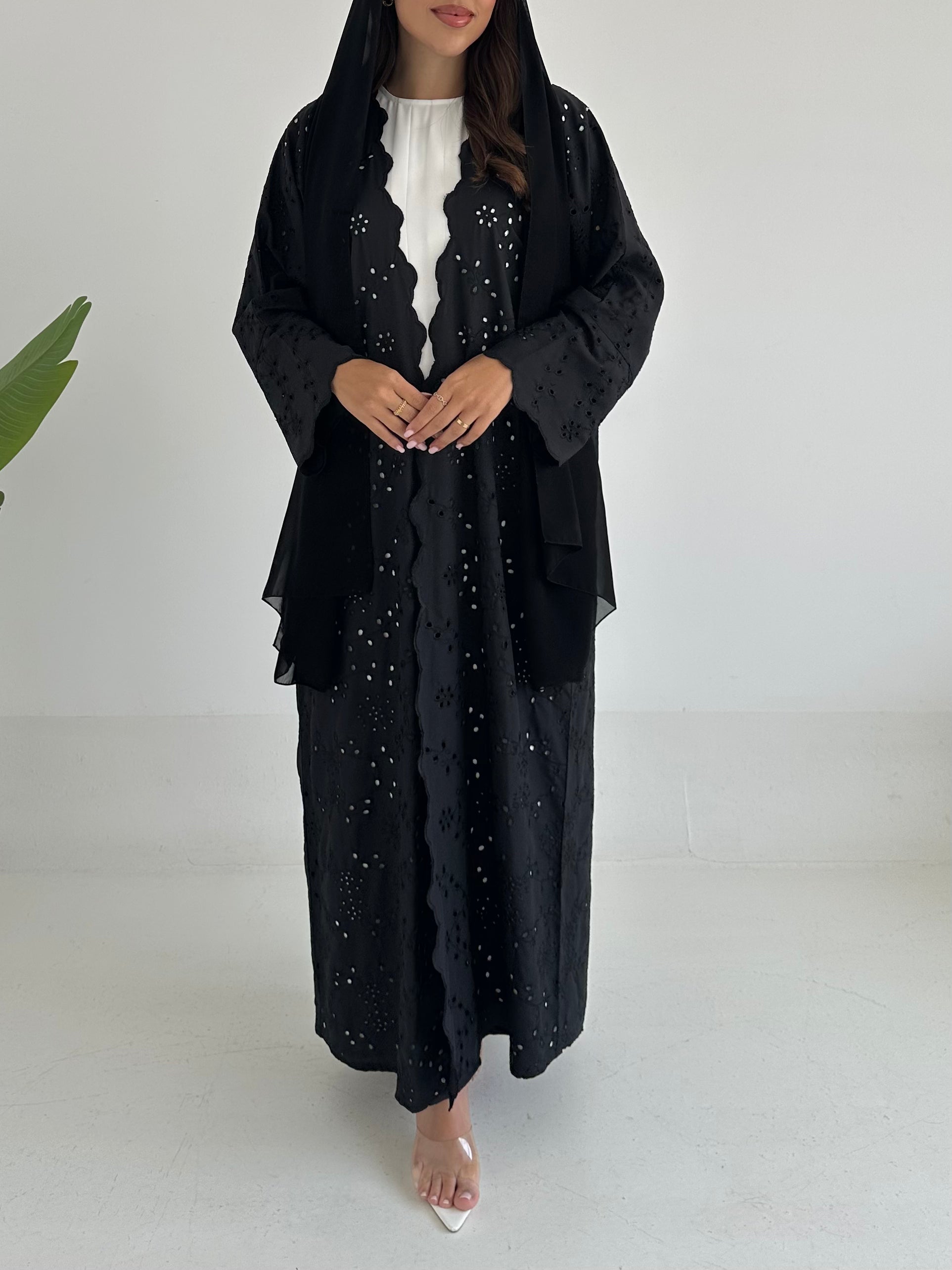 C RTW 2392 Black Embroidered Abaya