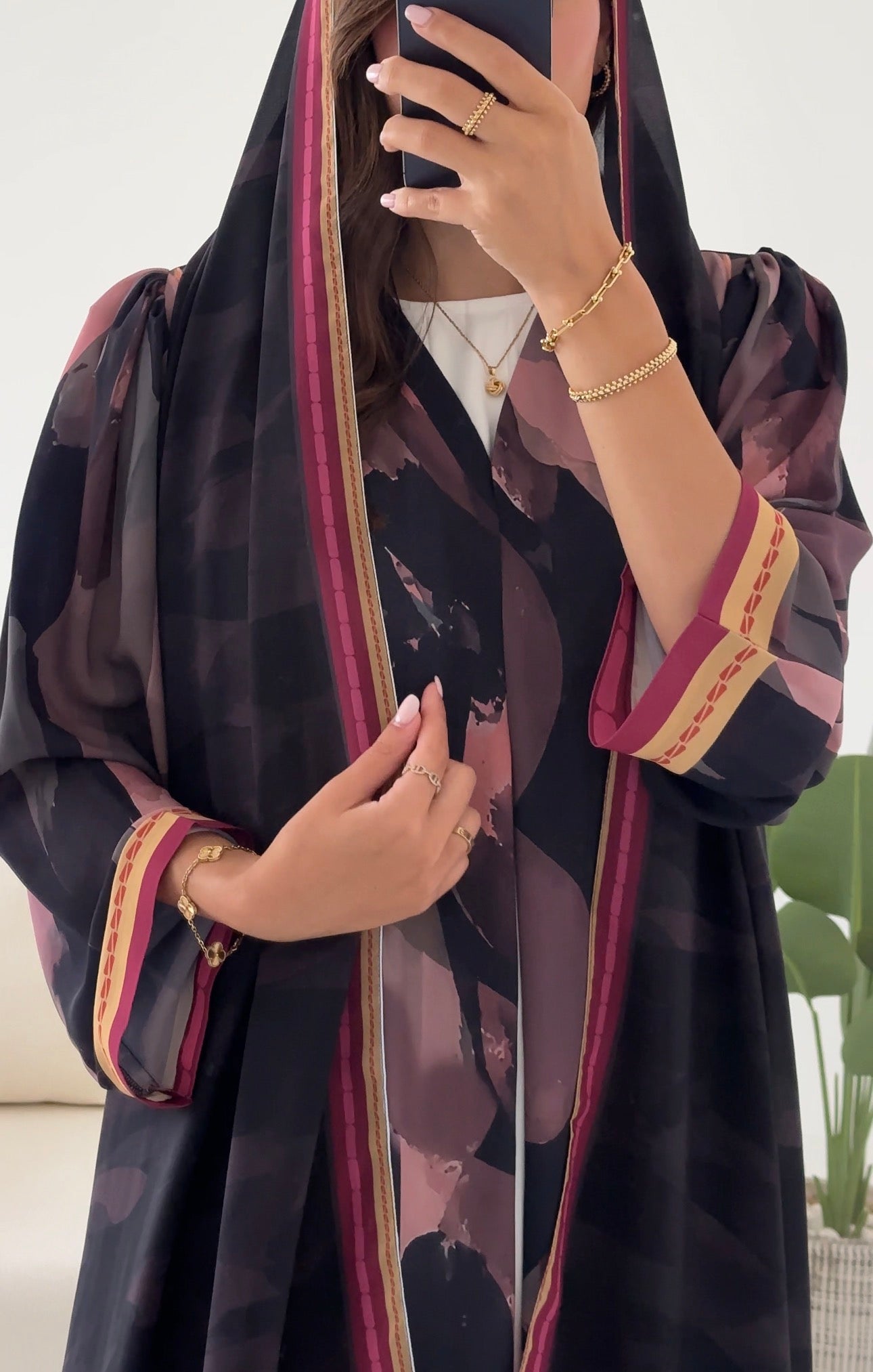 C RTW 2421 Pink Blend Printed Abaya