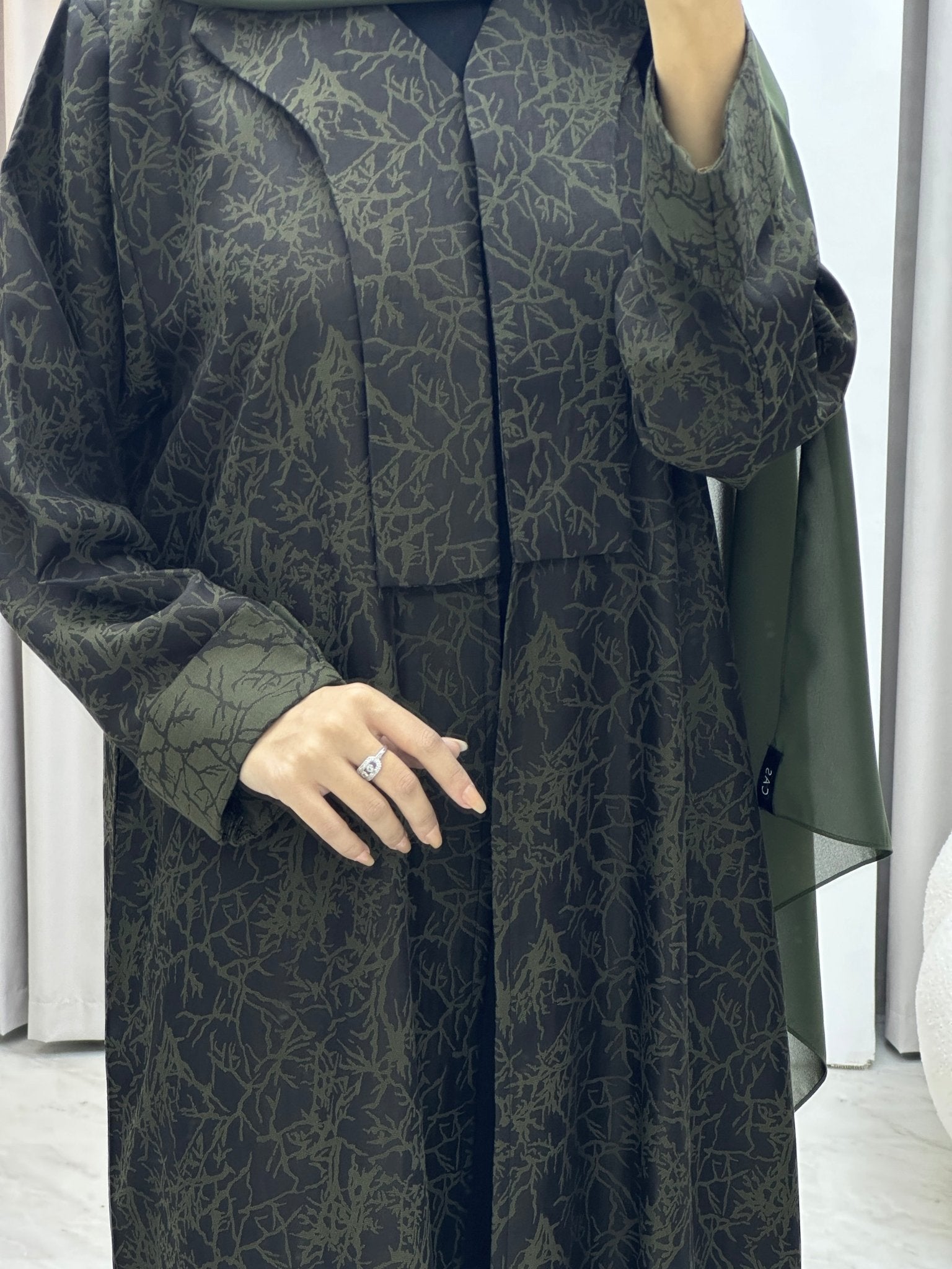 C RTW Branch Winter Green Coat Abaya