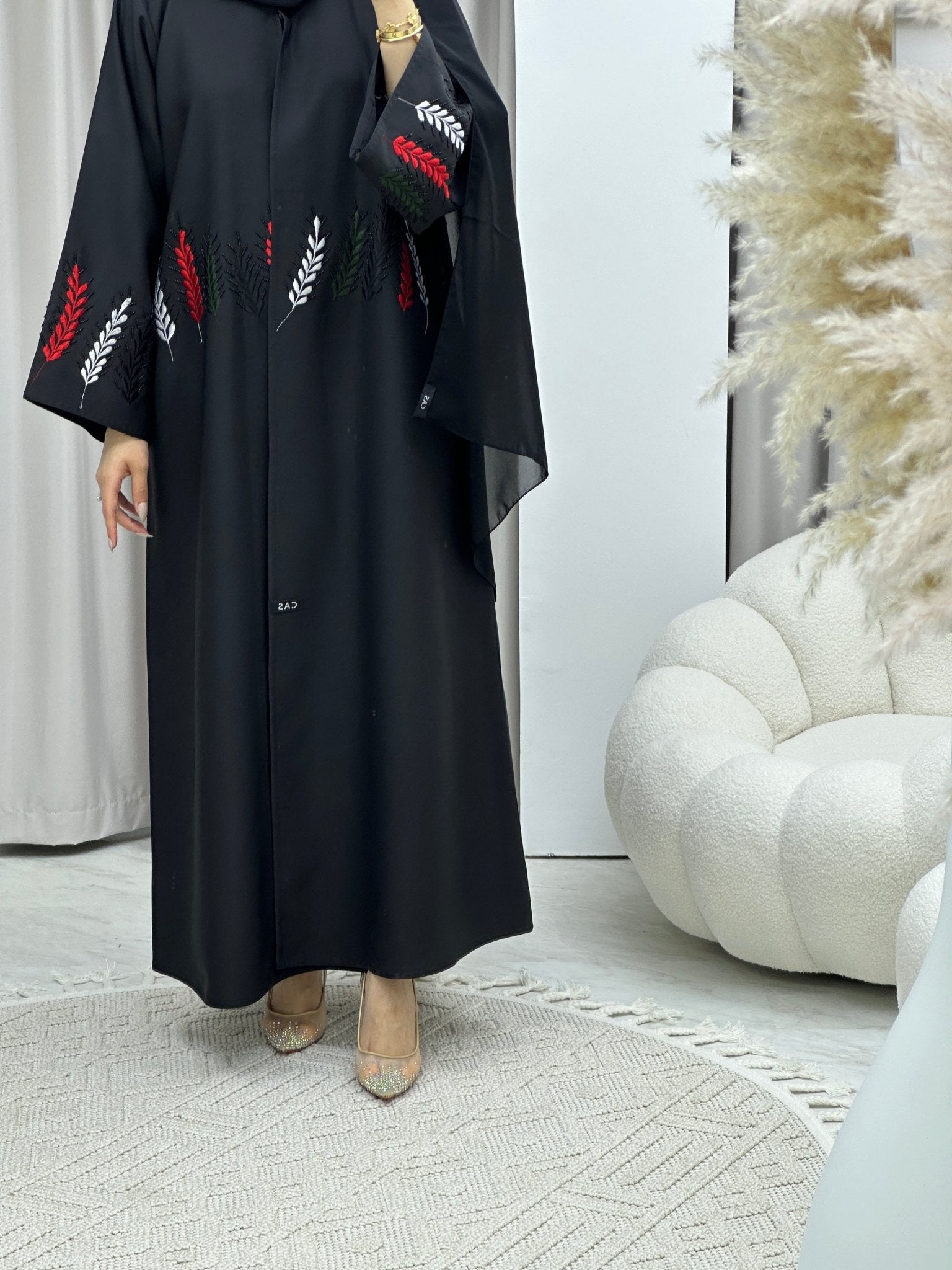 C RTW Emirati National Day Abaya Set 03