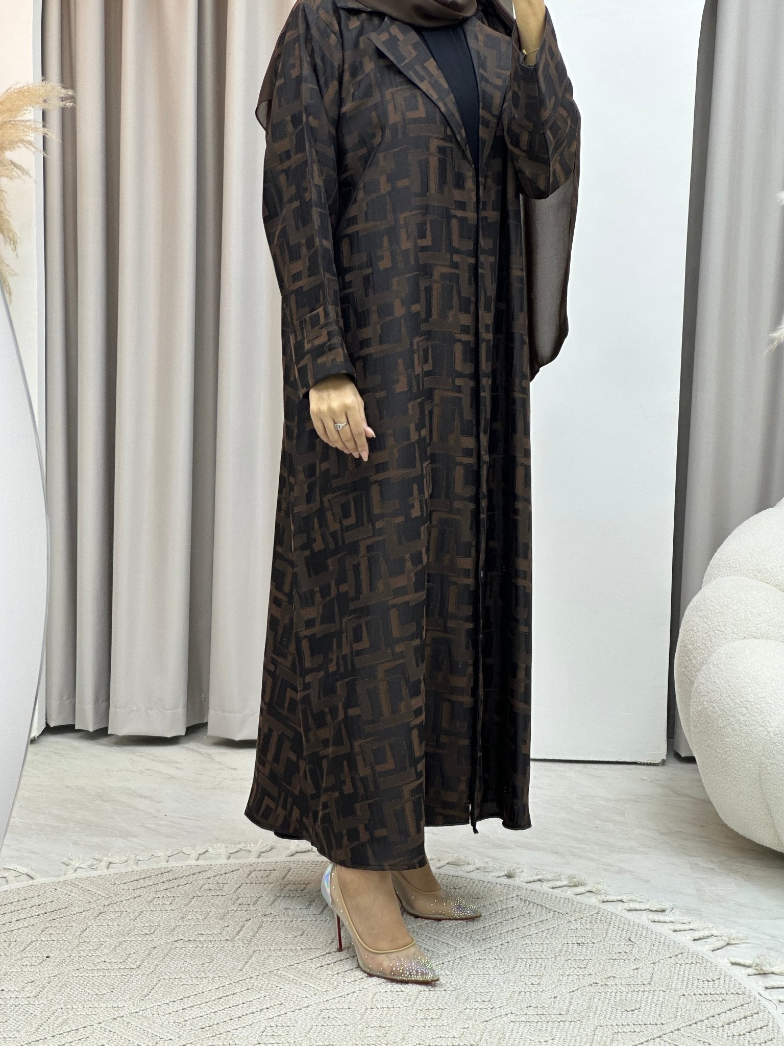 C RTW Square Winter Brown Coat Abaya