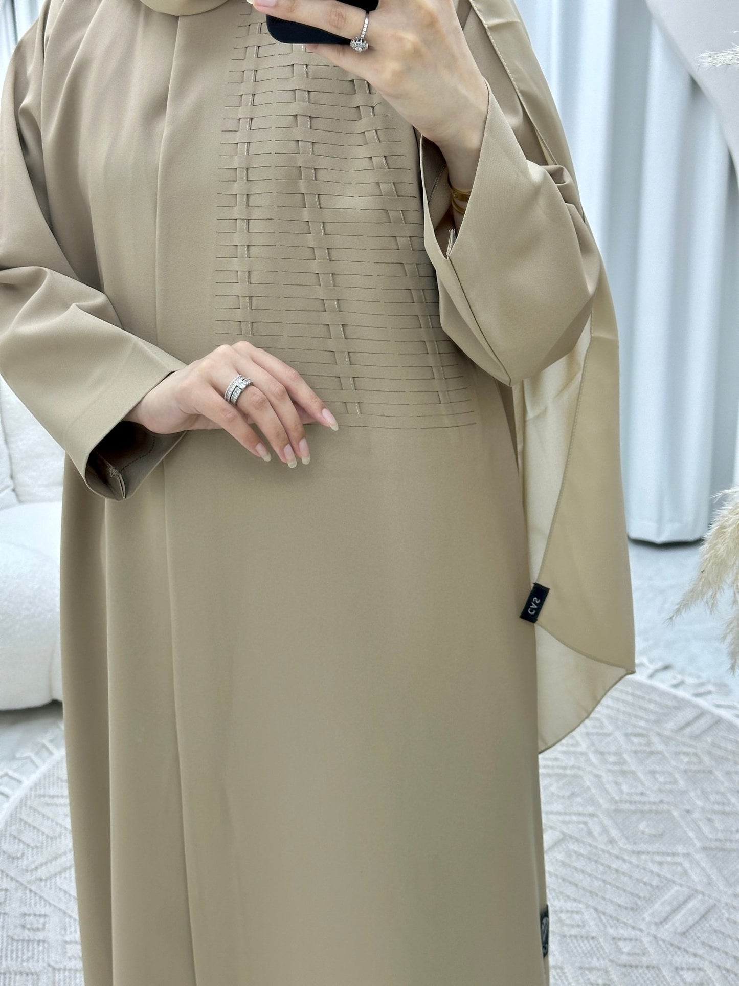 C RTW Weave Beige Abaya