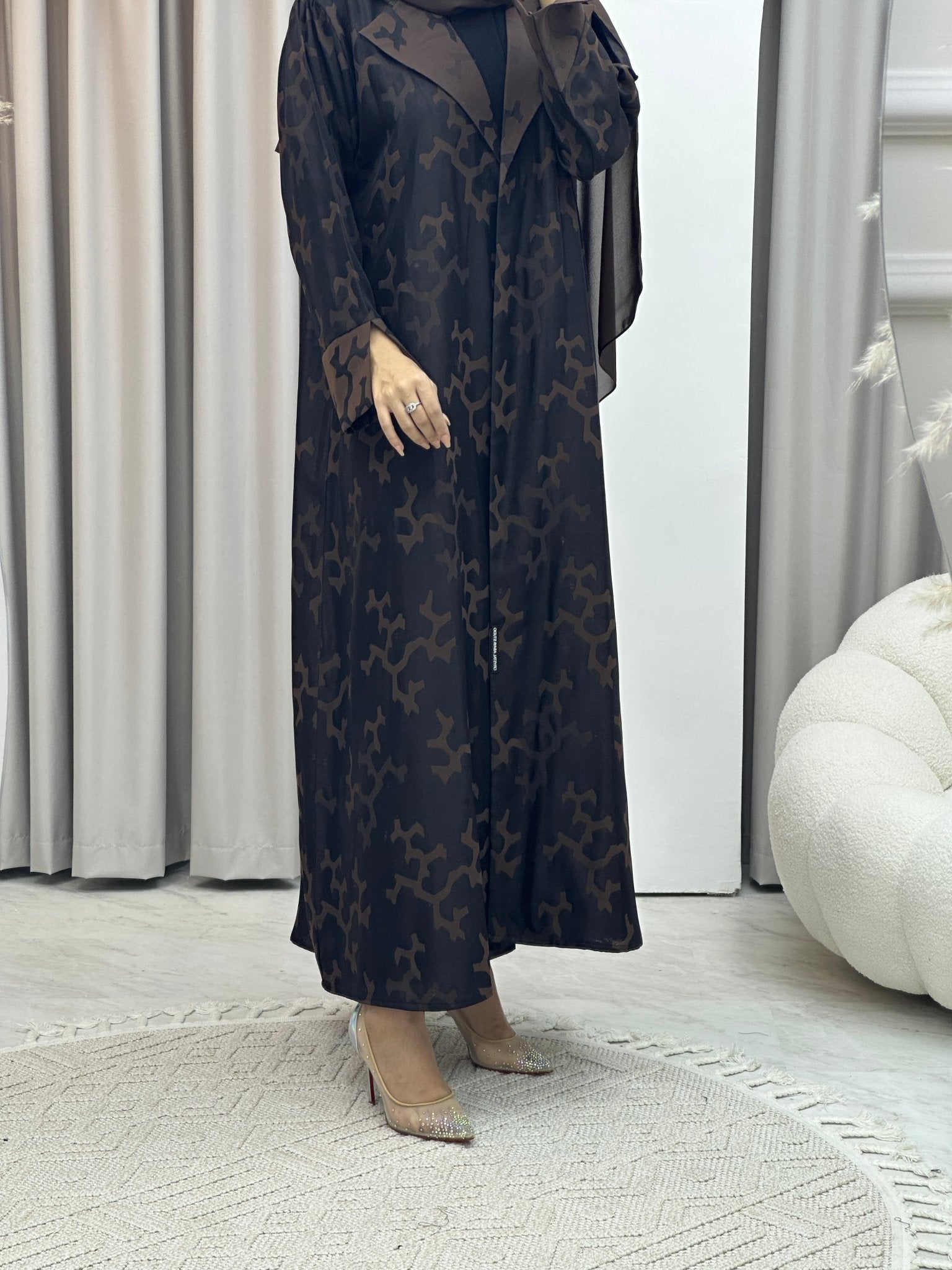 C RTW Web Winter Brown Coat Abaya