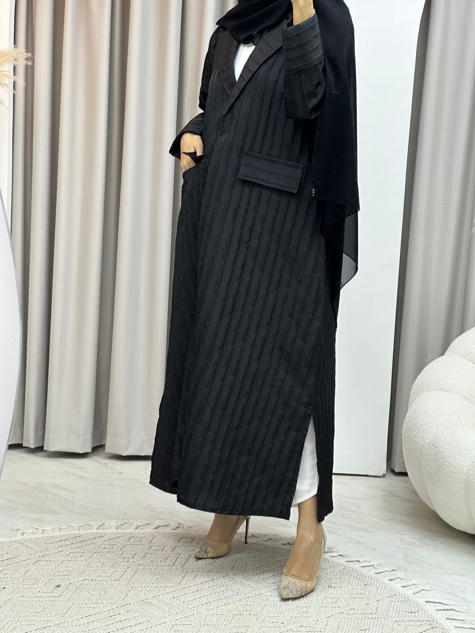 C Striped Black Coat Abaya Set