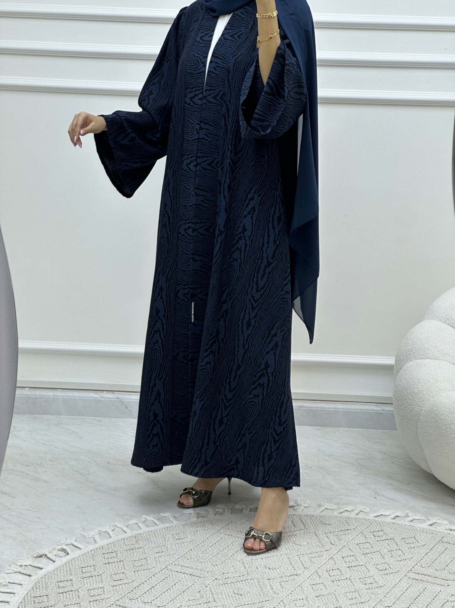 C Swirl Bisht Budget Blue Abaya