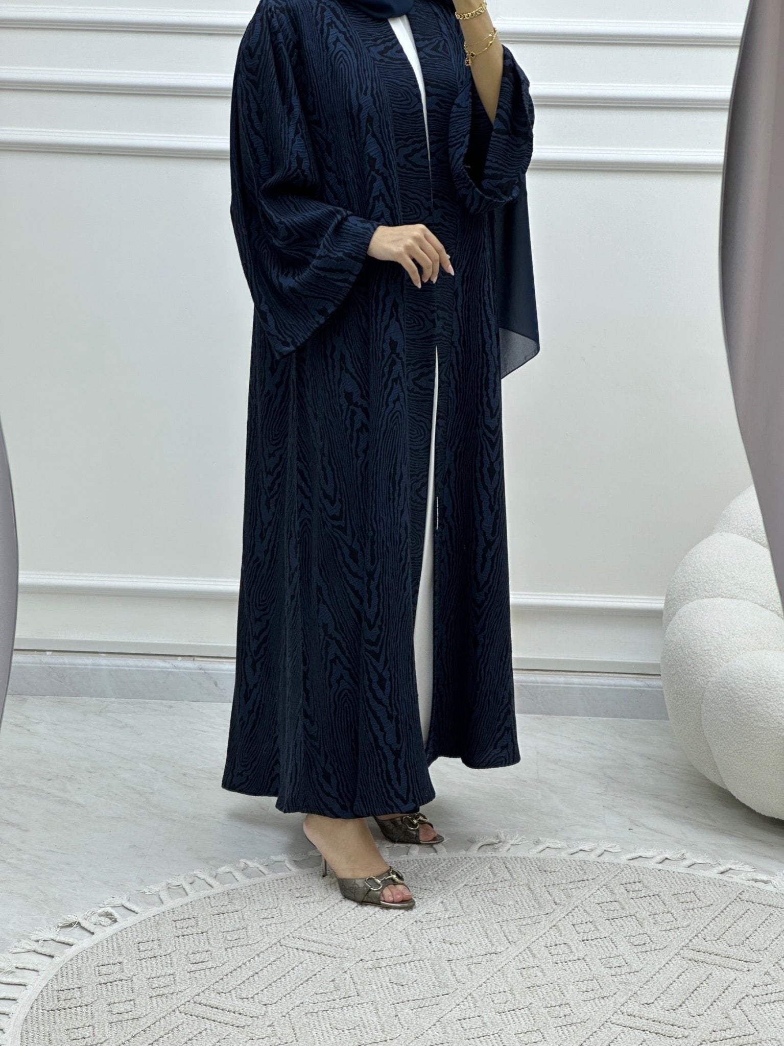 C Swirl Bisht Budget Blue Abaya