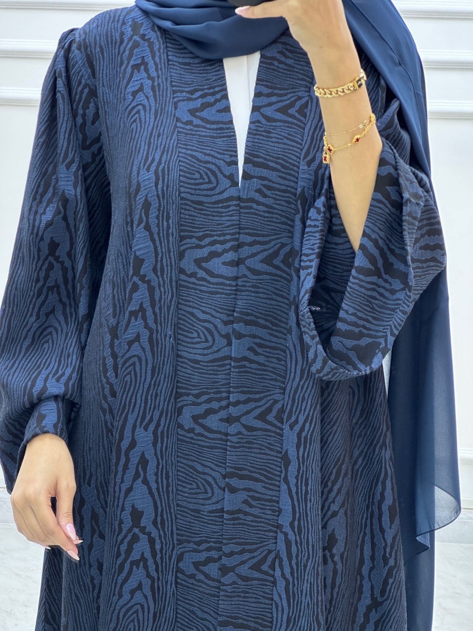 C Swirl Bisht Budget Blue Abaya