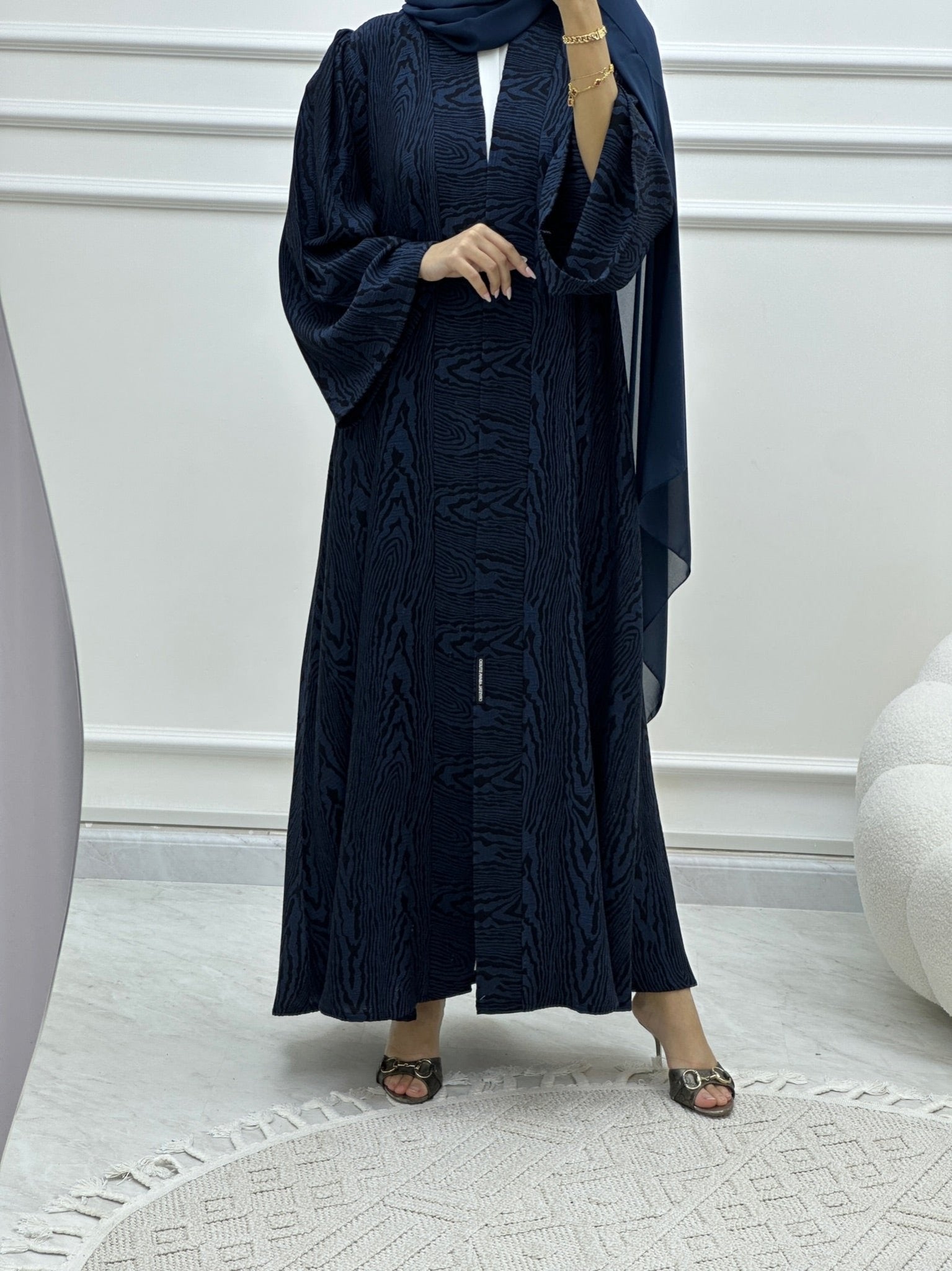 C Swirl Bisht Budget Blue Abaya