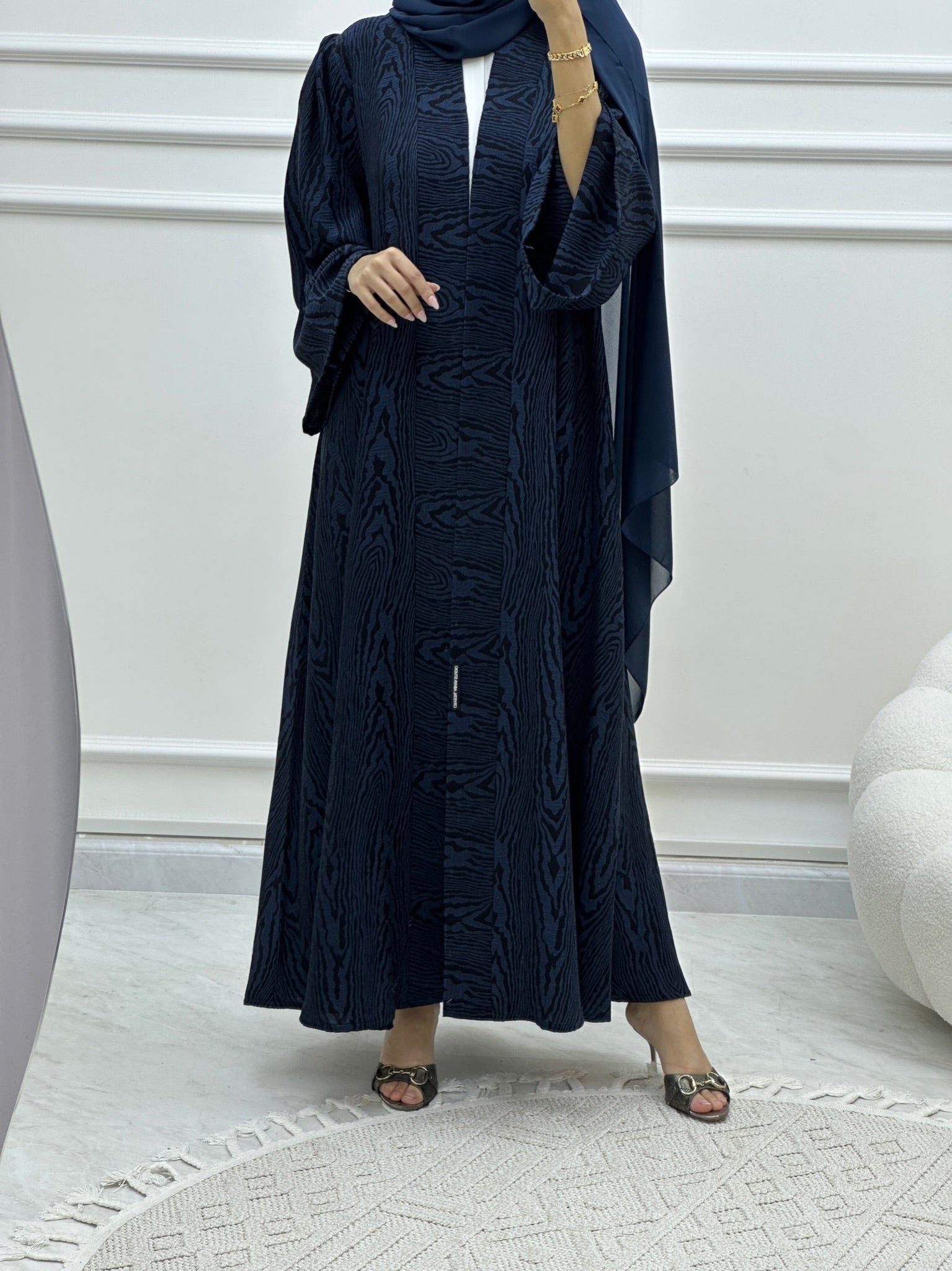 C Swirl Bisht Budget Blue Abaya