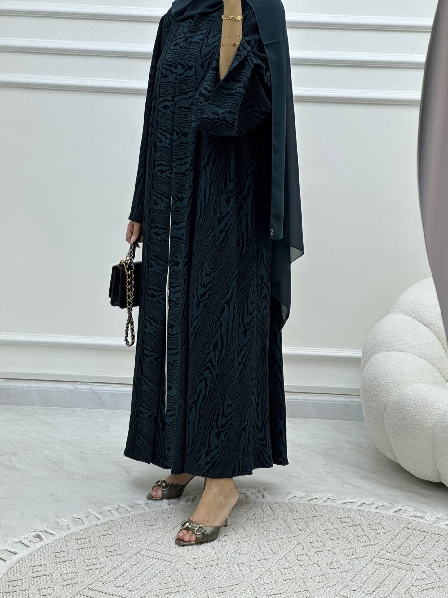 C Swirl Bisht Budget Teal Abaya