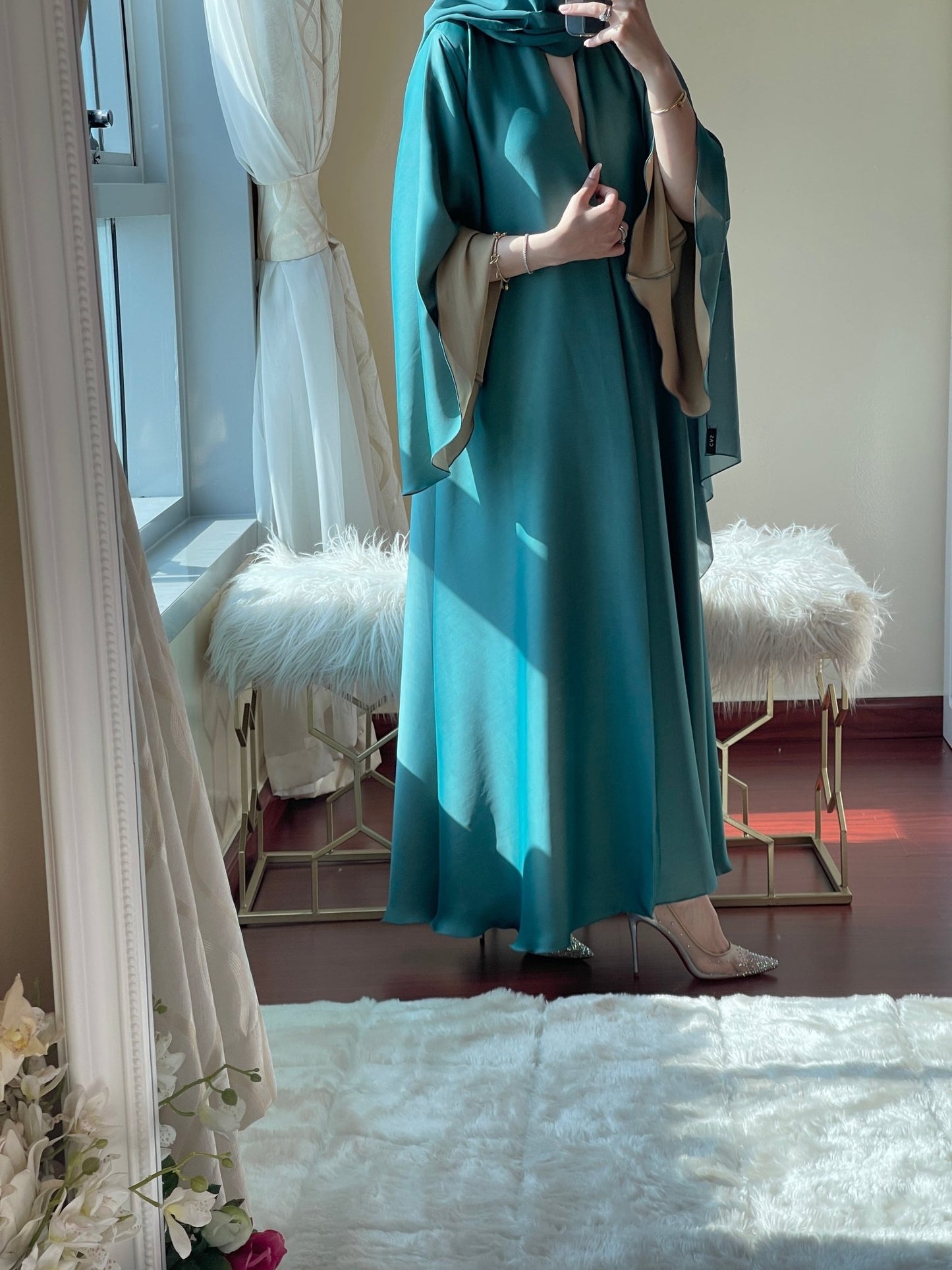 C - Teal - Gold - Duotone - Abaya