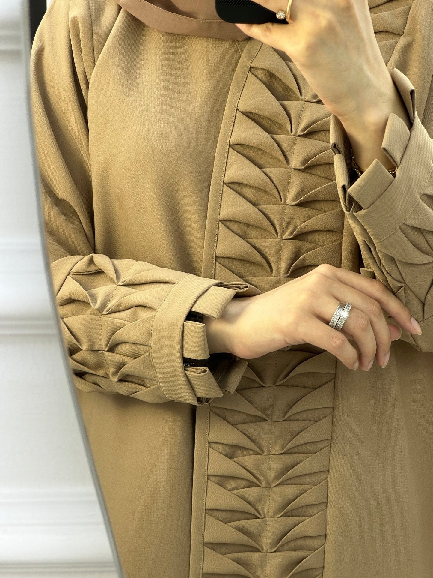 C Triangle Pleats Beige Abaya Set