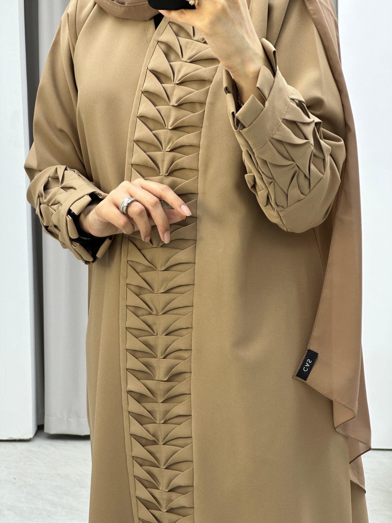 C Triangle Pleats Beige Abaya Set