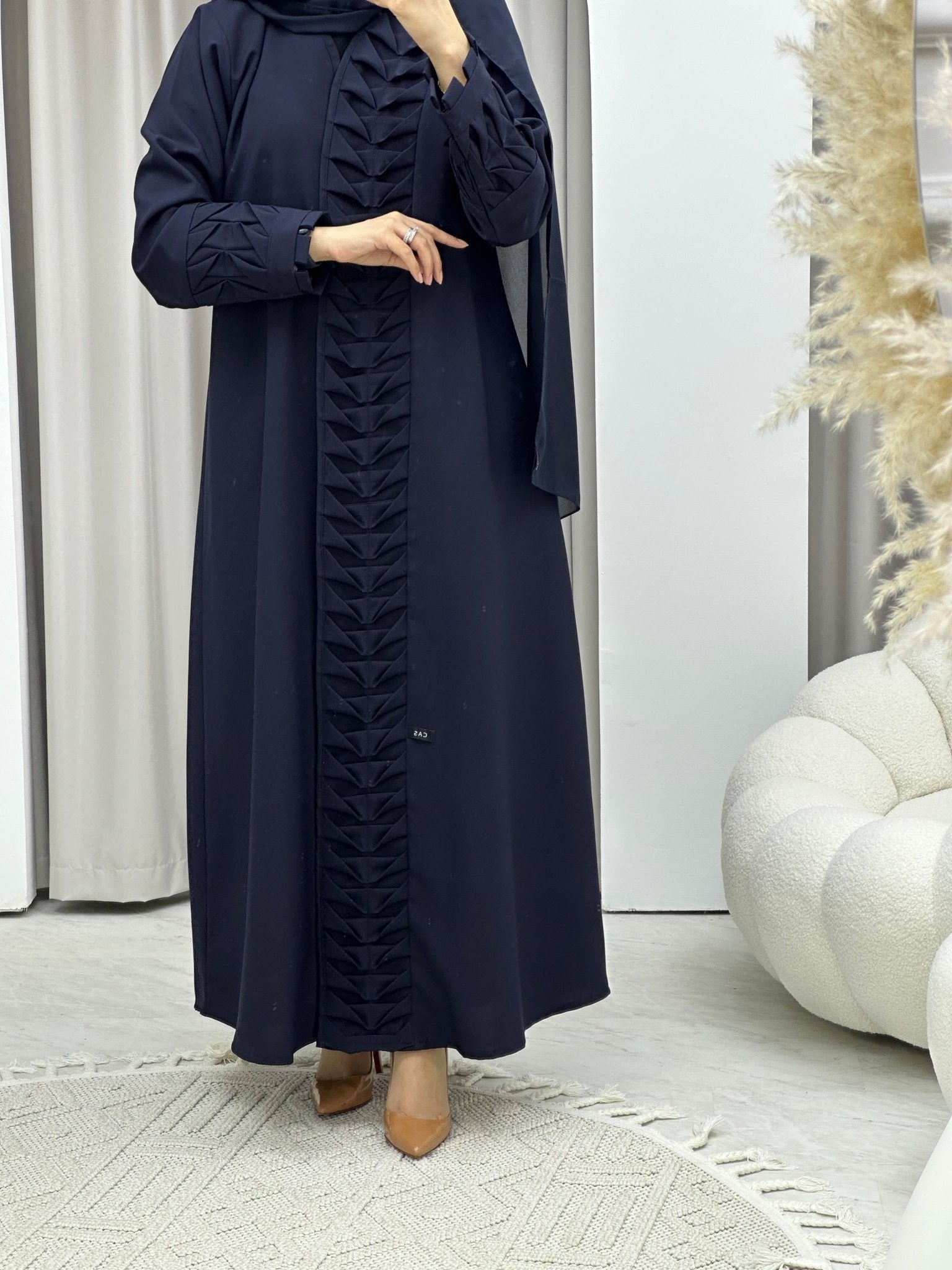 C Triangle Pleats Navy Blue Abaya Set