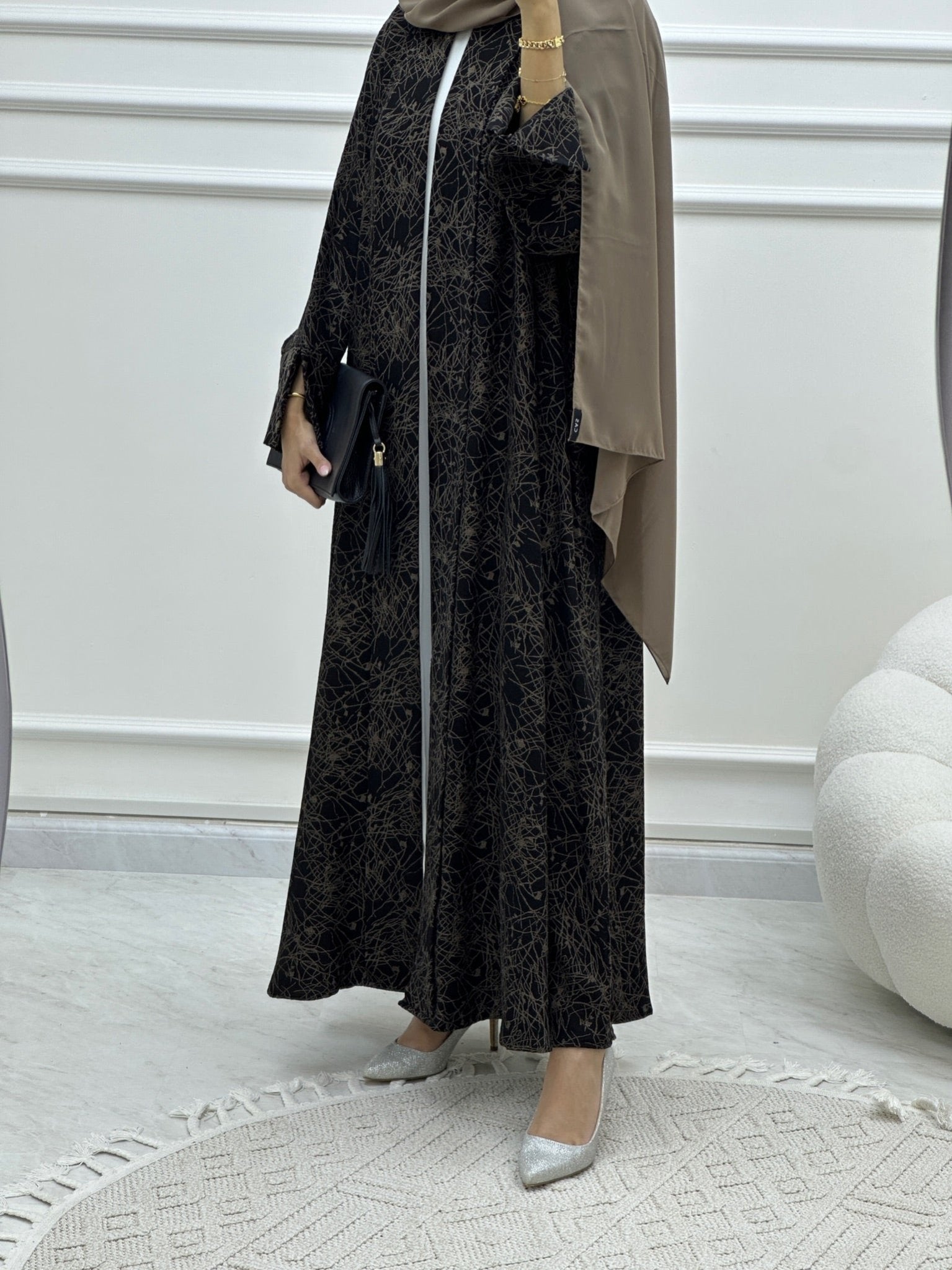 C Web Print Budget Beige Abaya