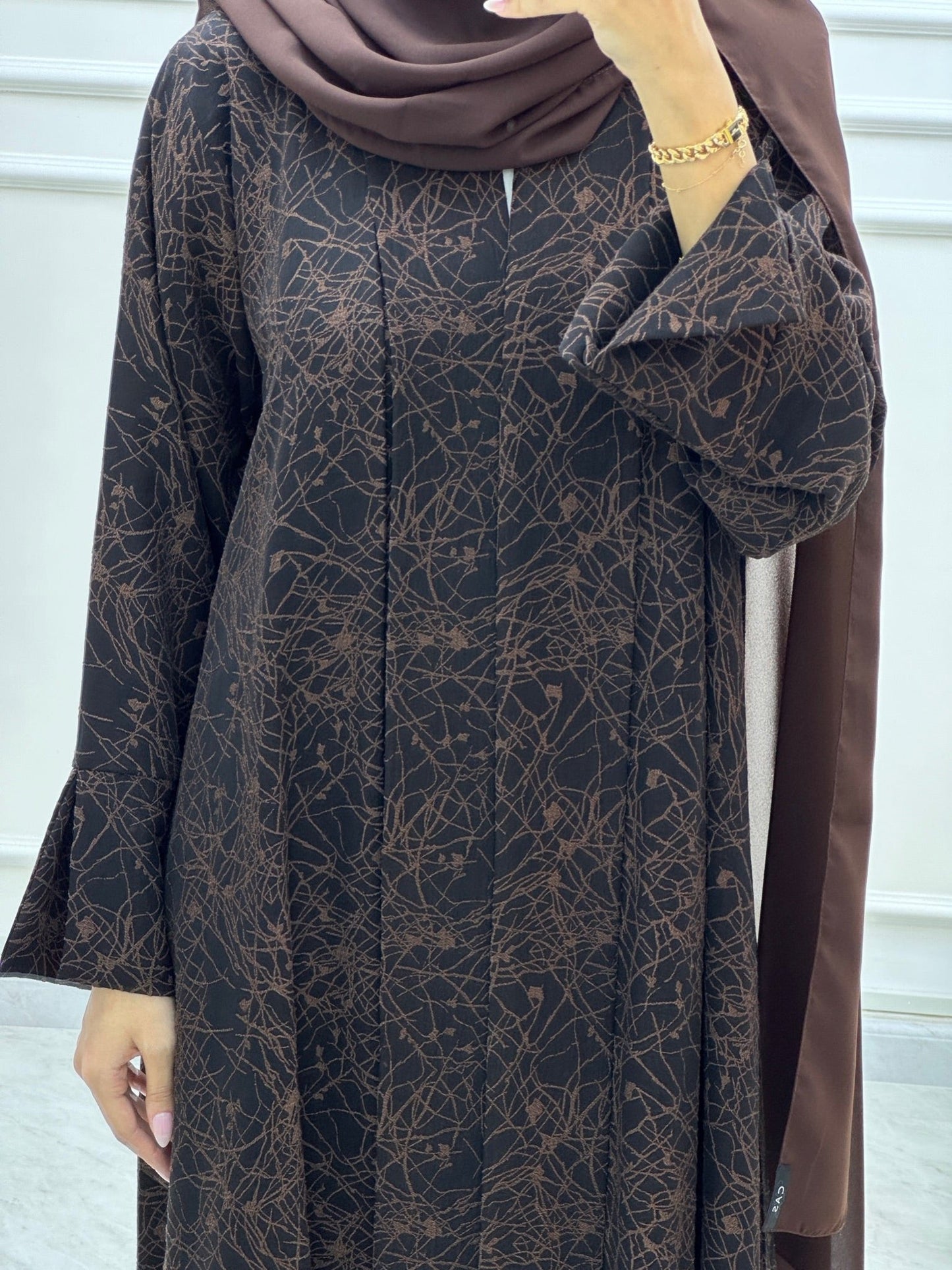 C Web Print Budget Brown Abaya