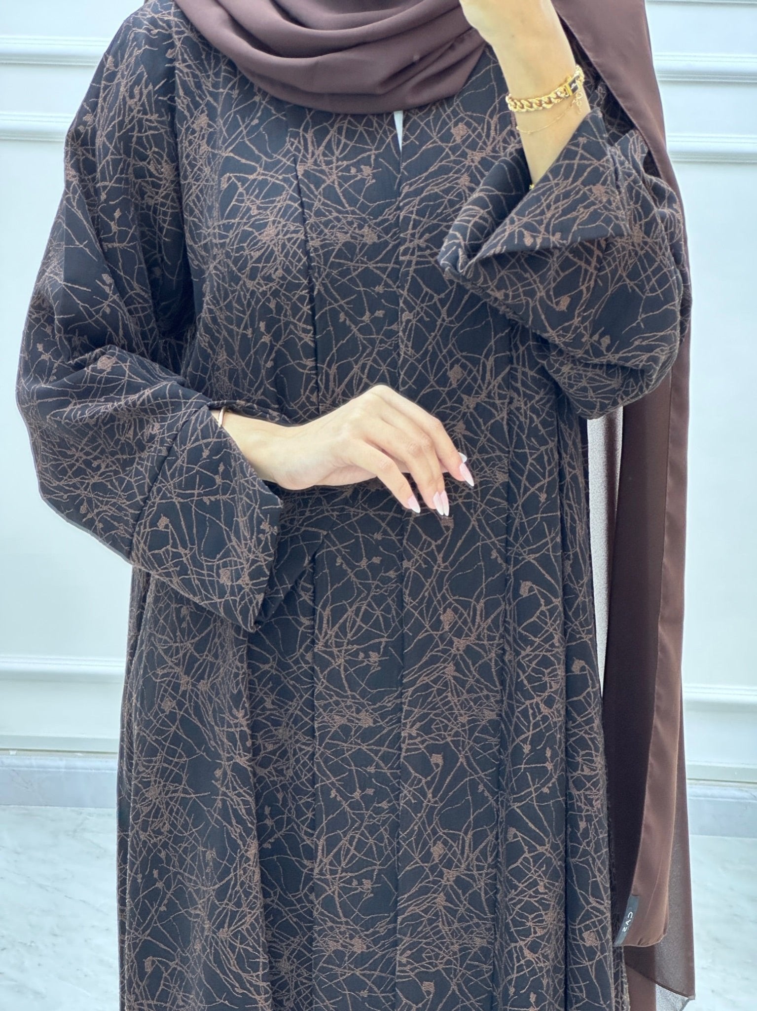 C Web Print Budget Brown Abaya