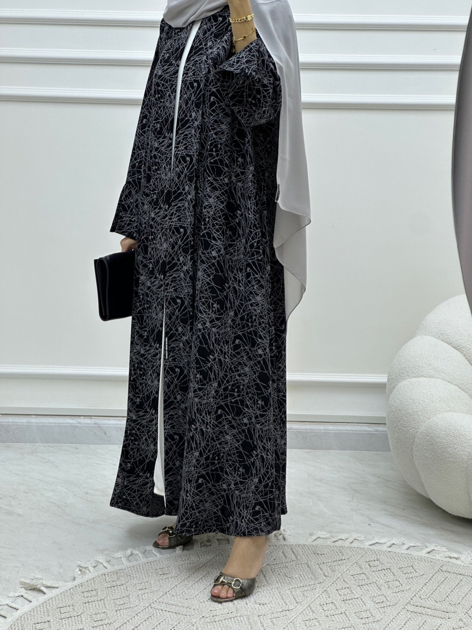 C Web Print Budget Grey Abaya