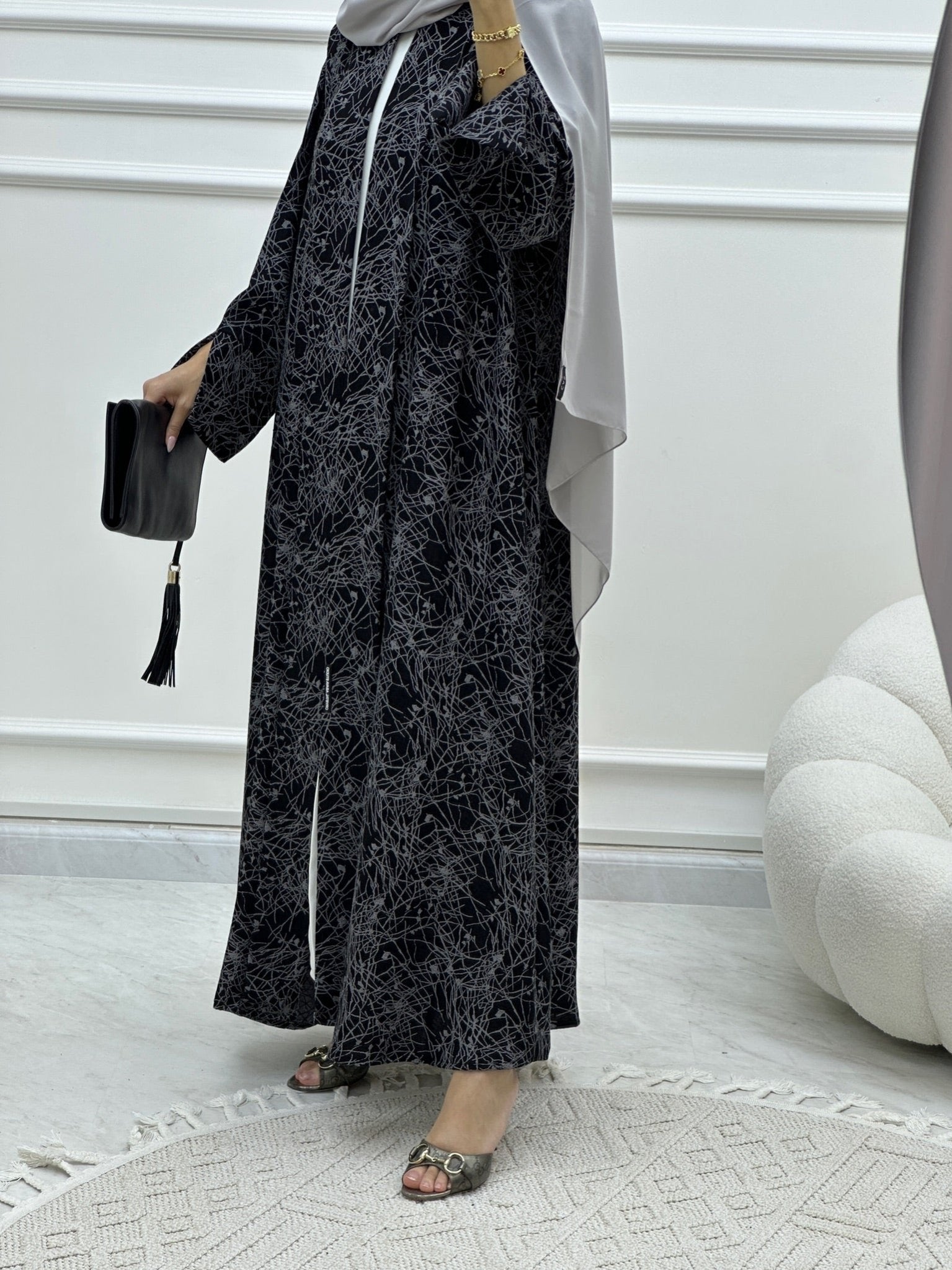 C Web Print Budget Grey Abaya