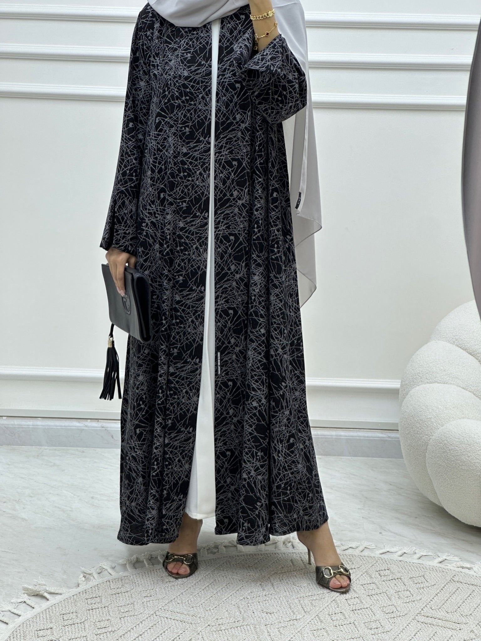 C Web Print Budget Grey Abaya