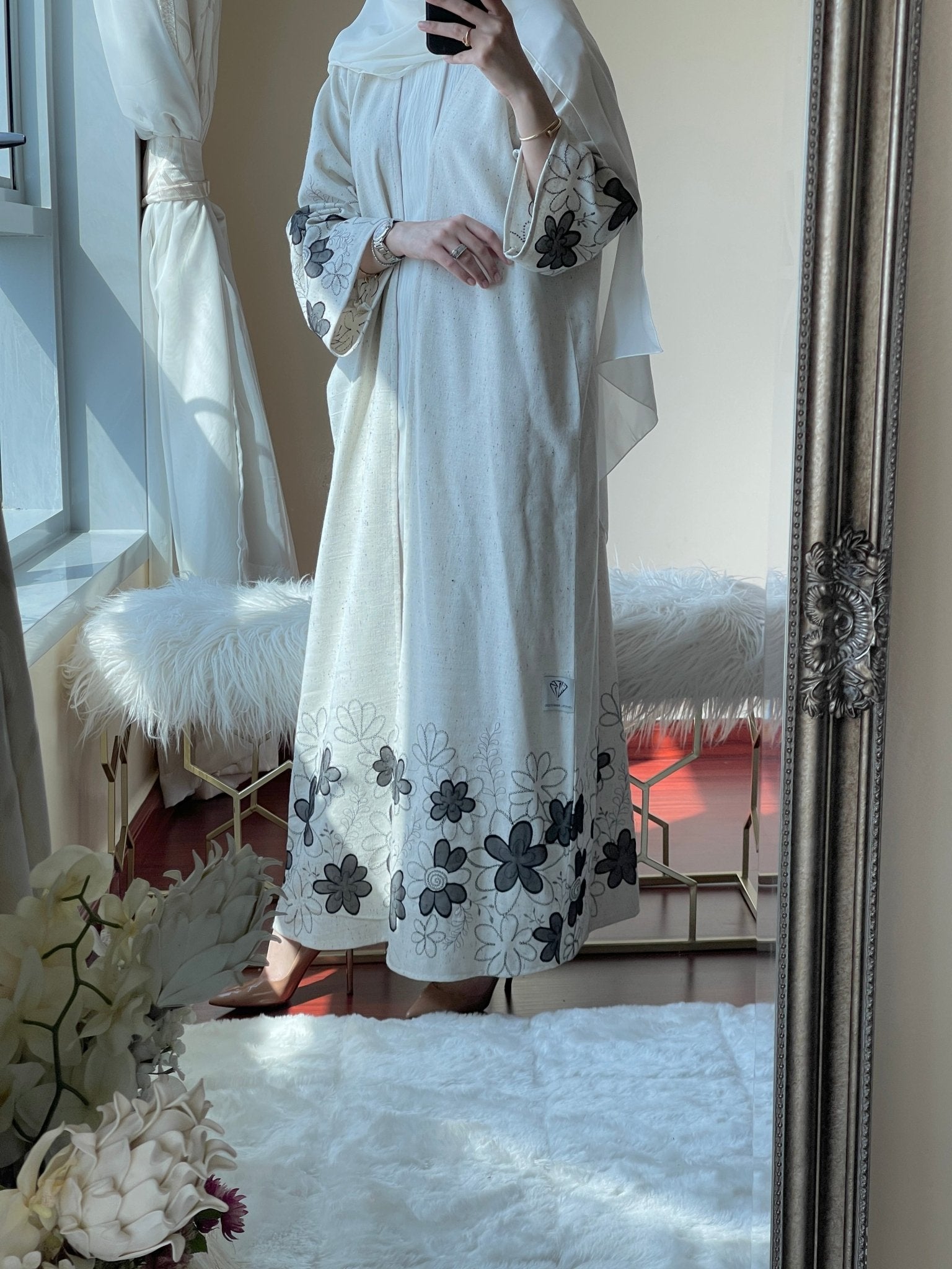 C - WhiteFloral - Wool - Abaya