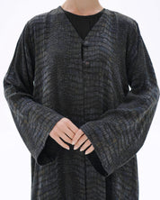 عباية فحمية فاخرة C 1695