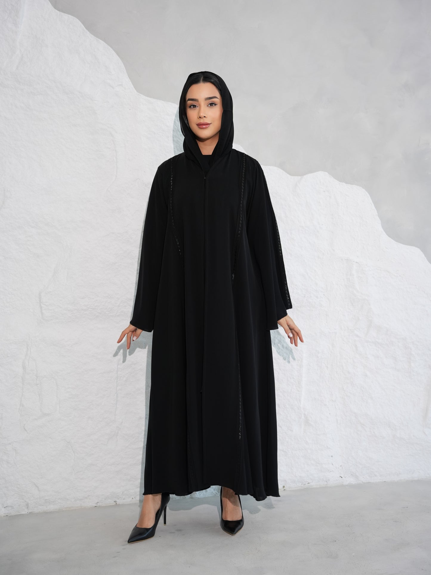 C 0407 Black Abaya