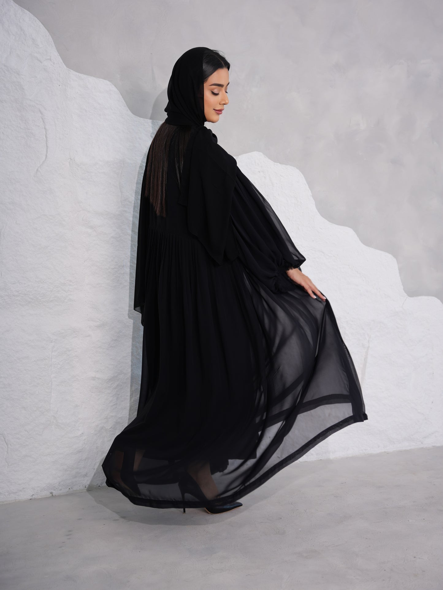 C 0408 Black Abaya