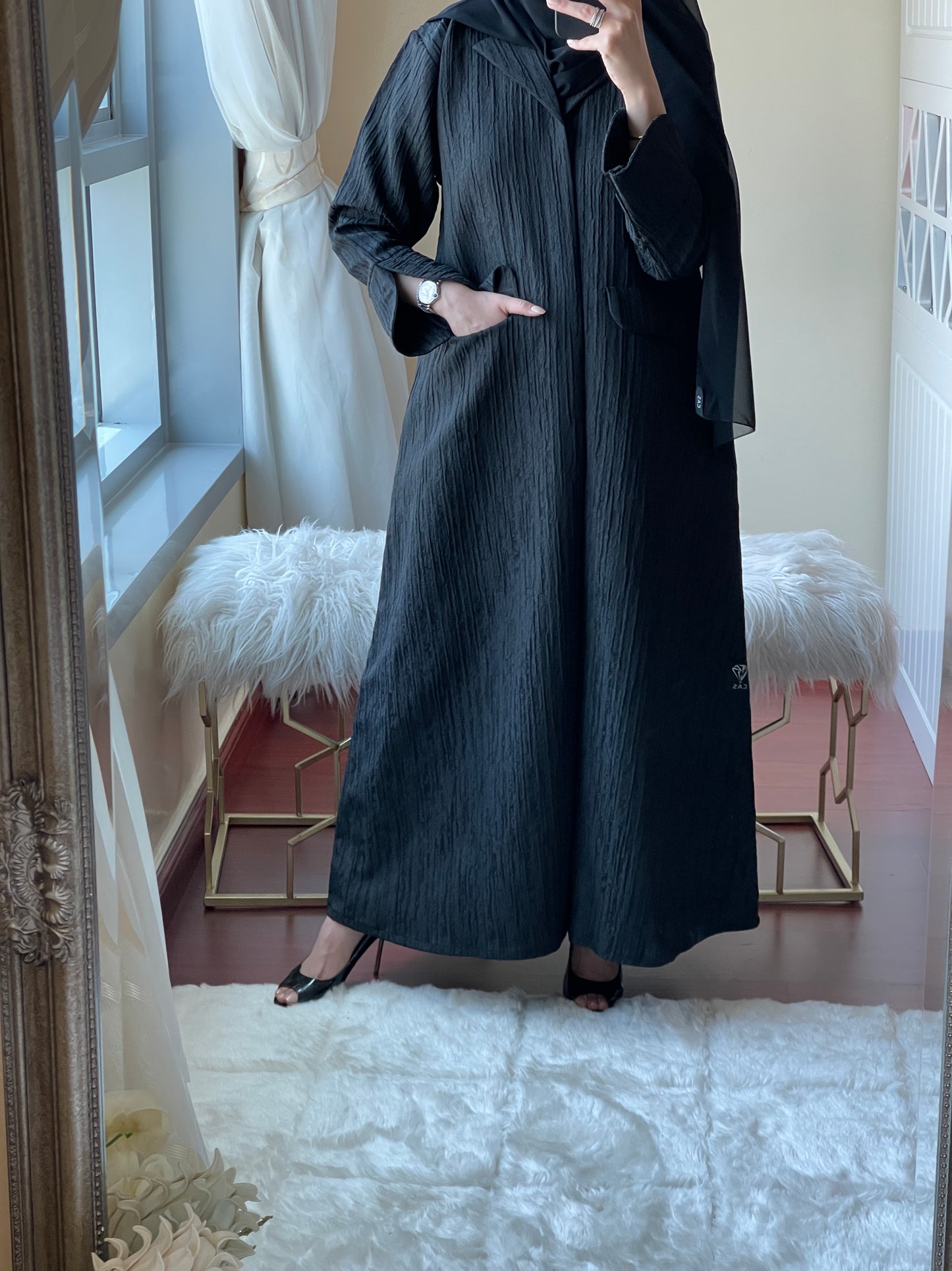 C-DashedStripes-Work-Abaya-Set-03