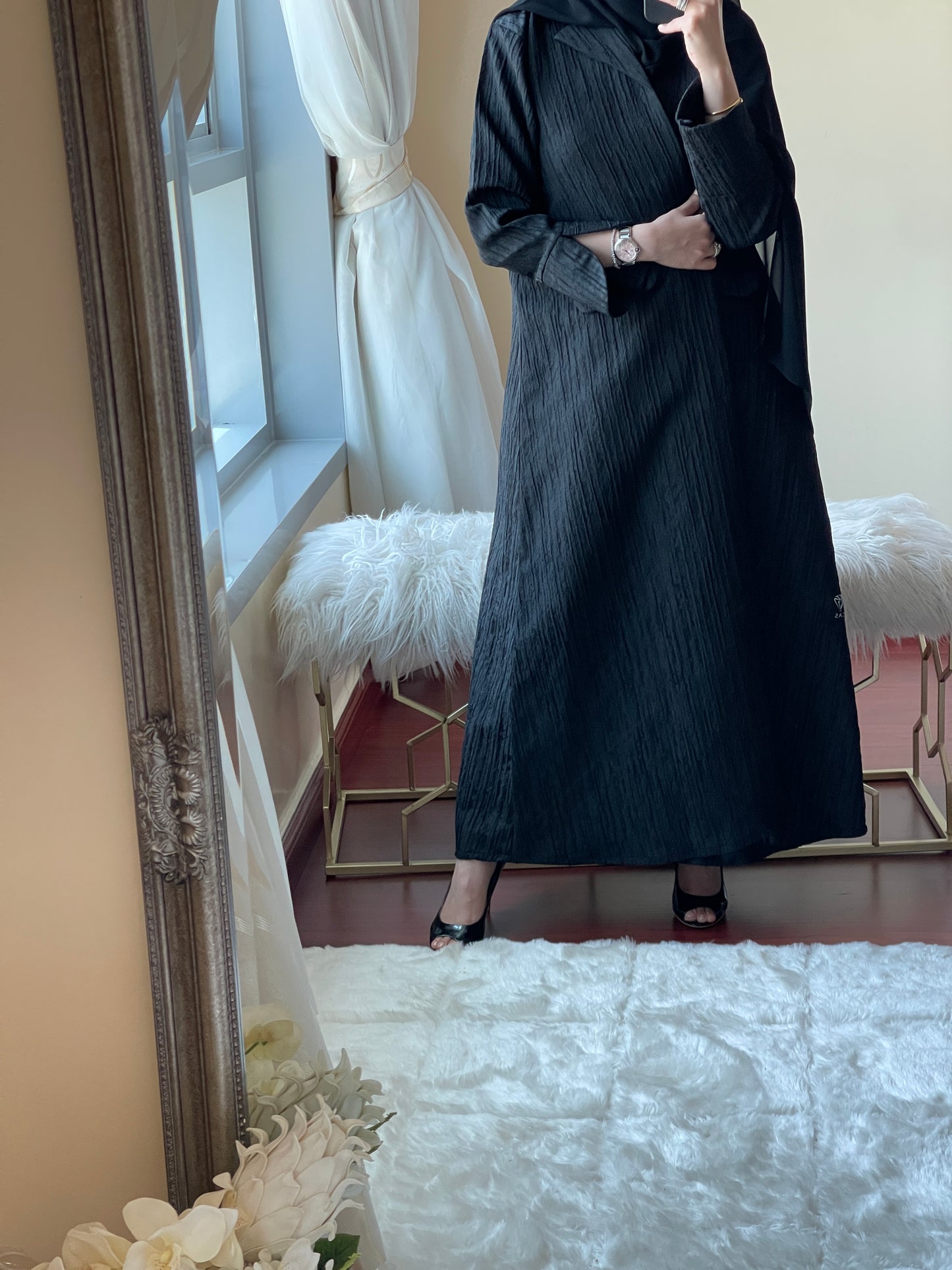 C-DashedStripes-Work-Abaya-Set-03