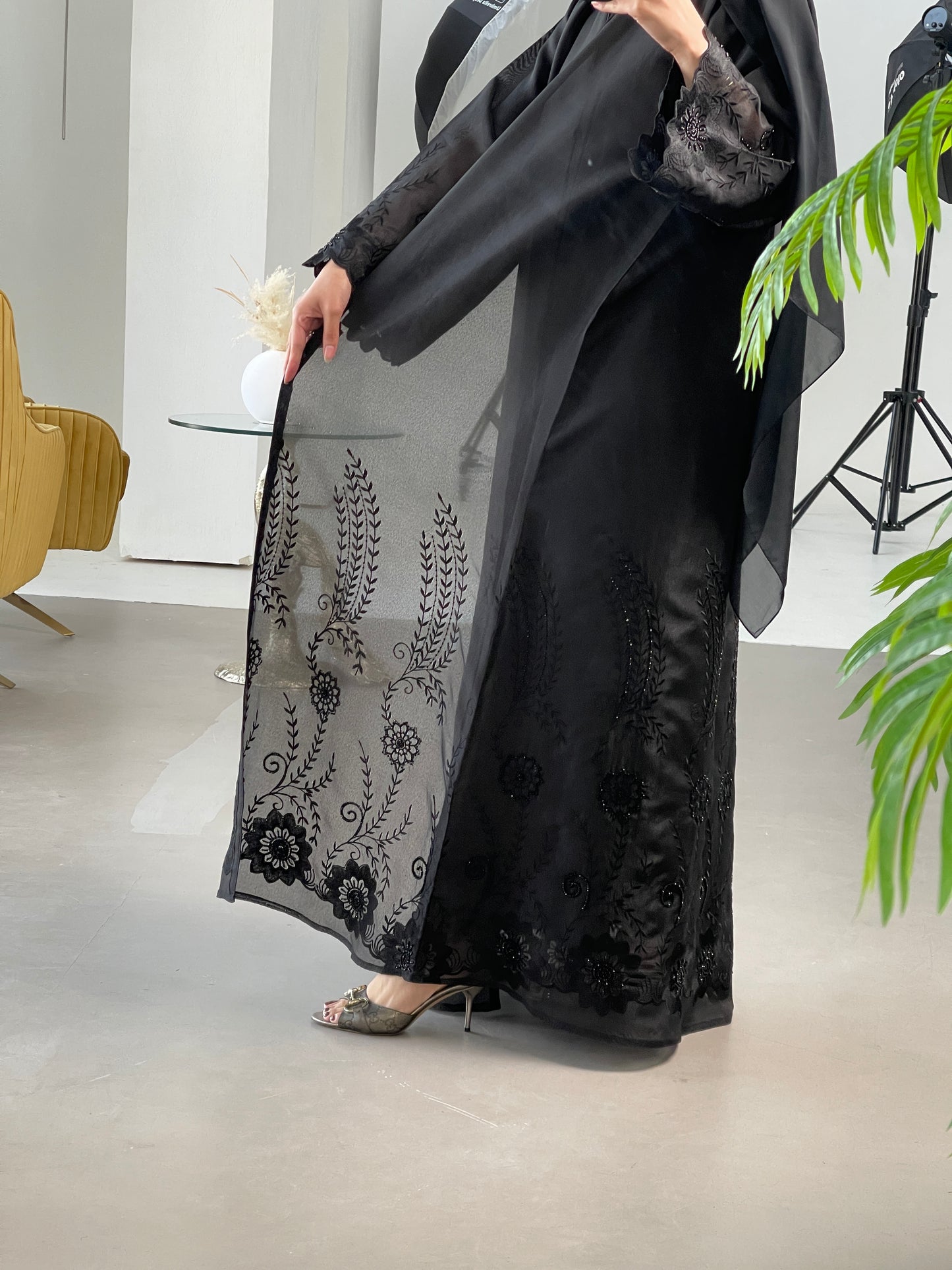 C-Black-Work-Abaya-Set-28