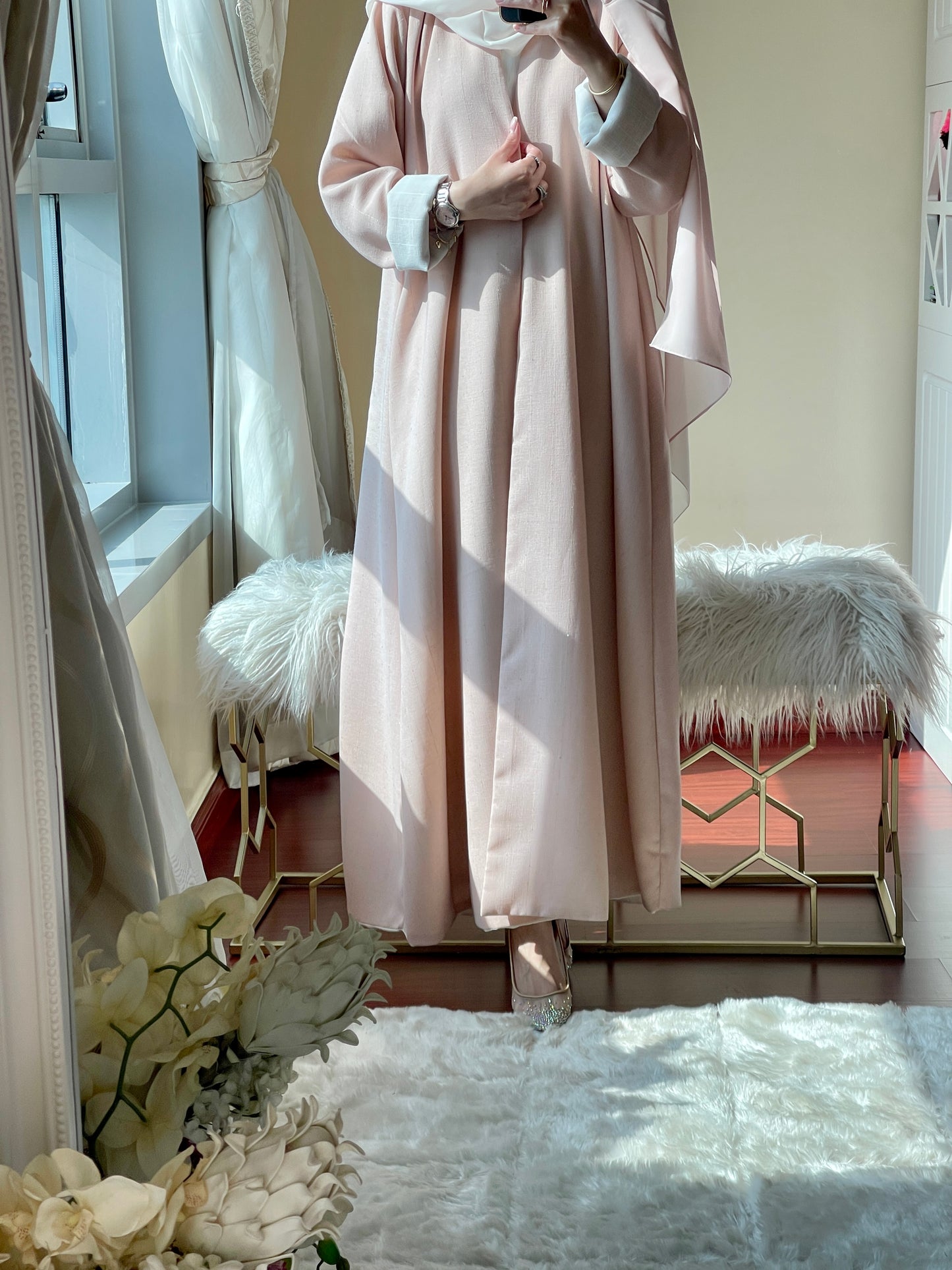 C-Reversible-Pink-White-Linen-Abaya