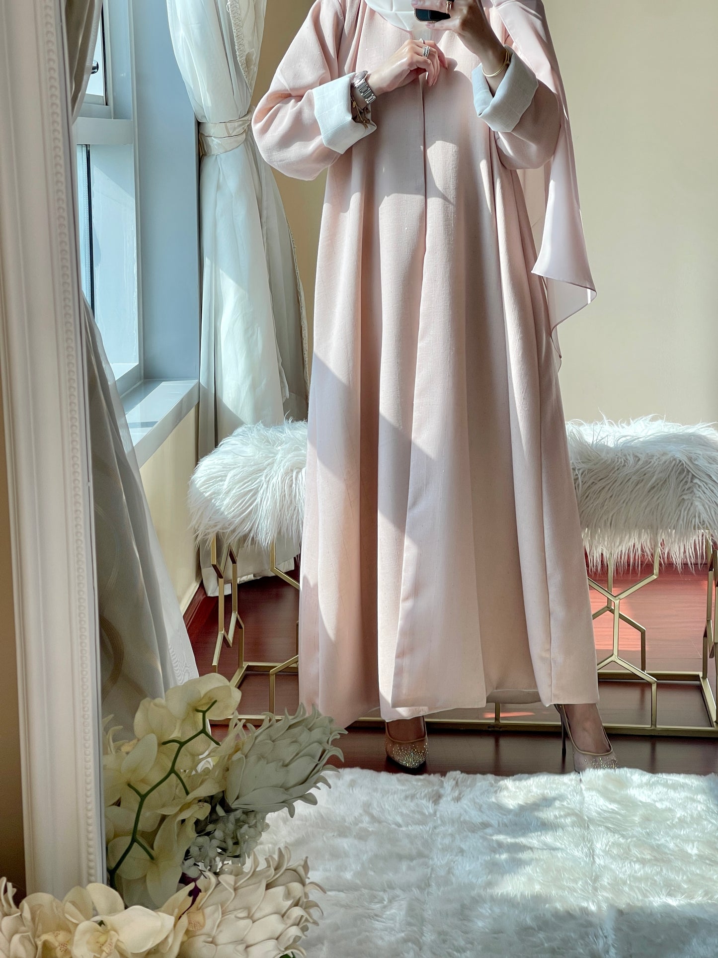 C-Reversible-Pink-White-Linen-Abaya