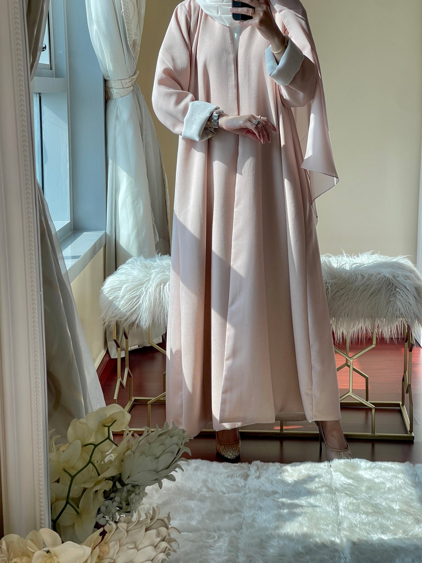 C-Reversible-Pink-White-Linen-Abaya