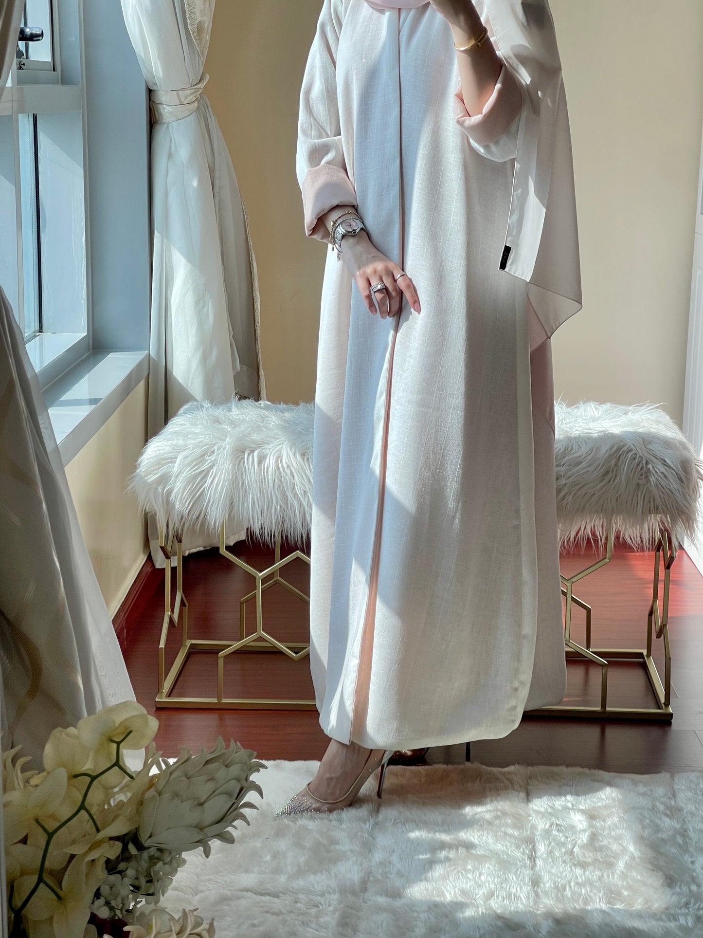 C-Reversible-Pink-White-Linen-Abaya