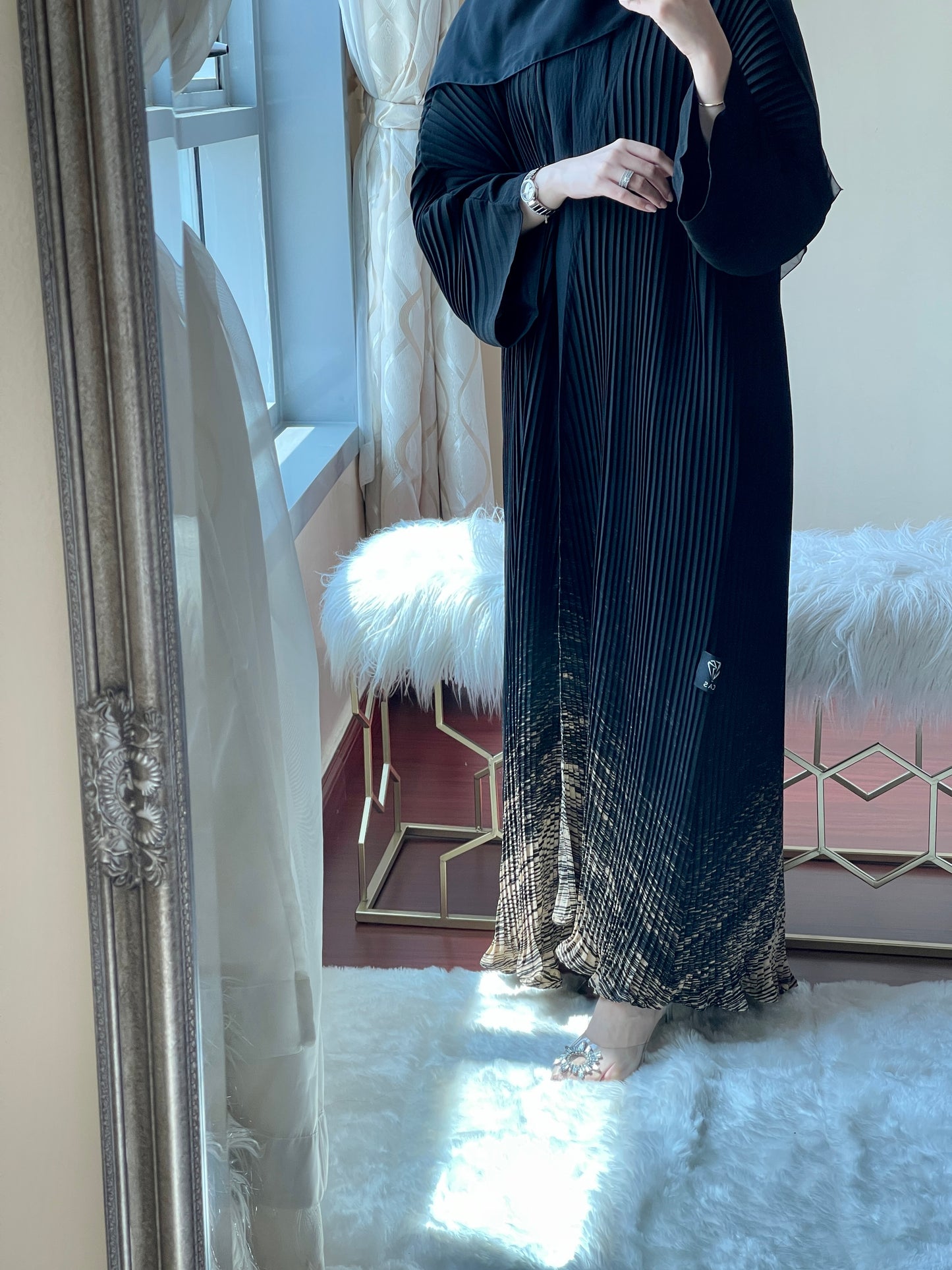 C-Pleated-Beige-Ombre-Abaya